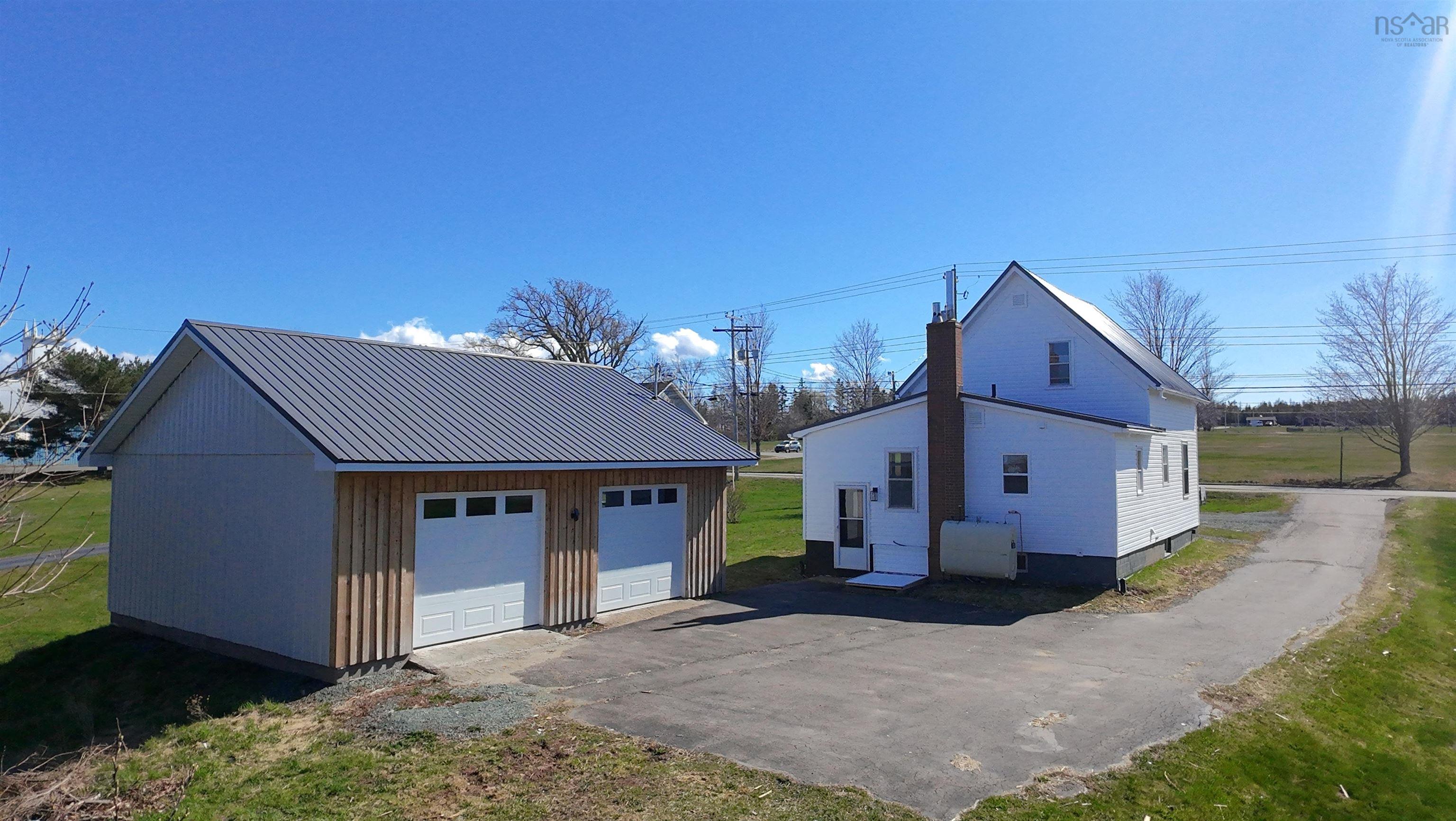 $299,900.00: 161 Main Street, Tatamagouche