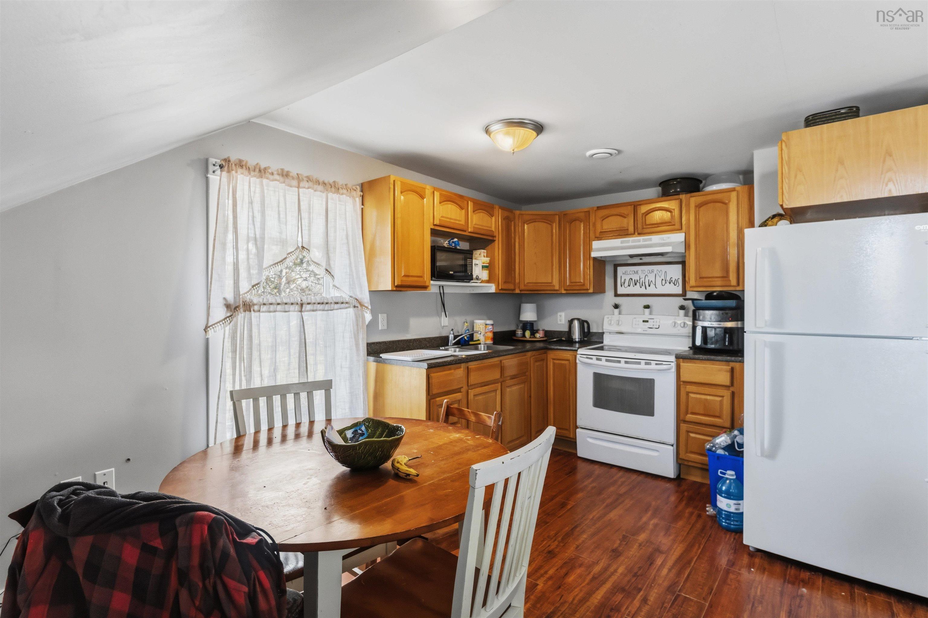 $369,900.00: 600 Main Street, Lawrencetown
