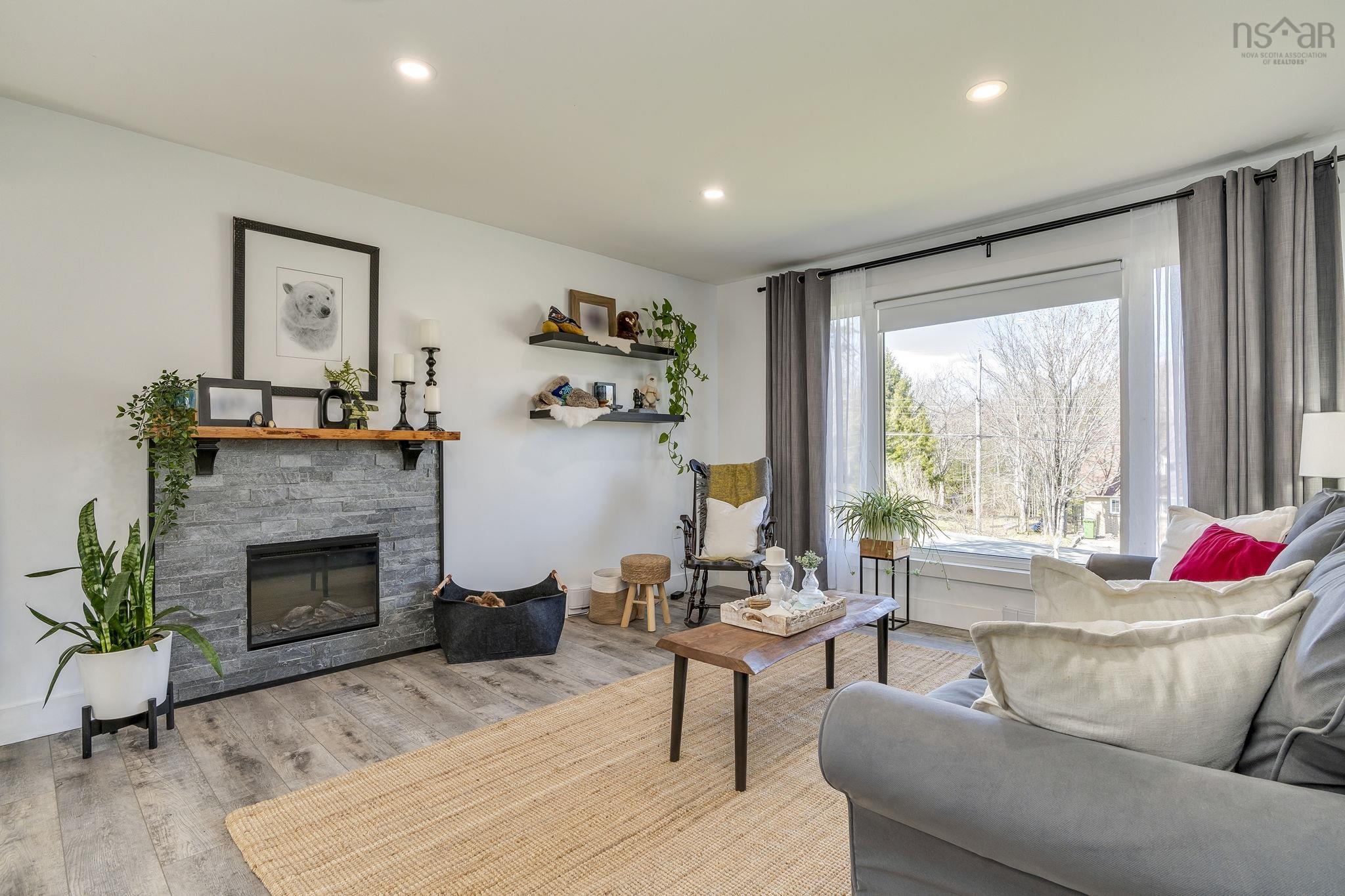 $549,900.00: 13 Logan Drive, Lantz