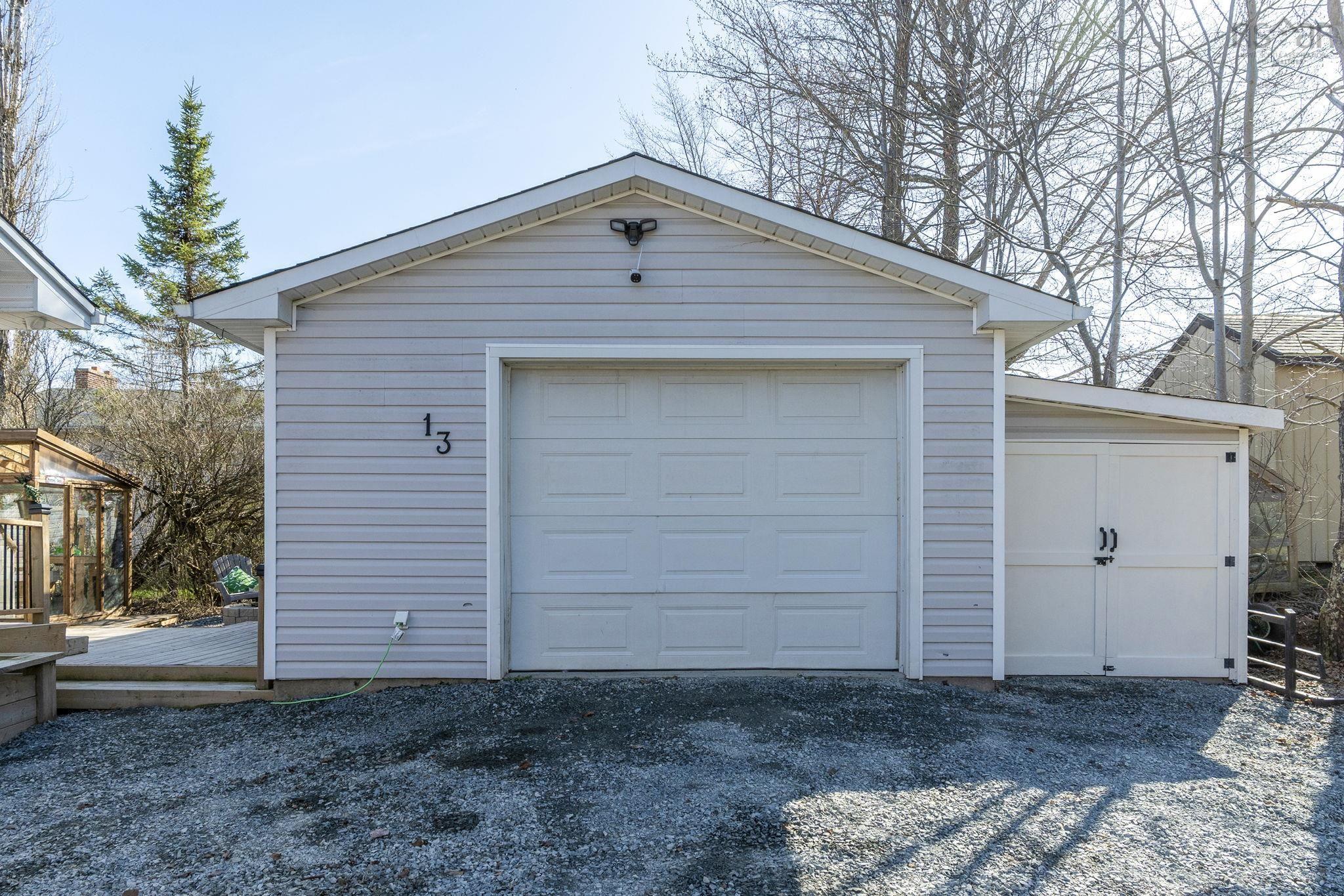 $549,900.00: 13 Logan Drive, Lantz
