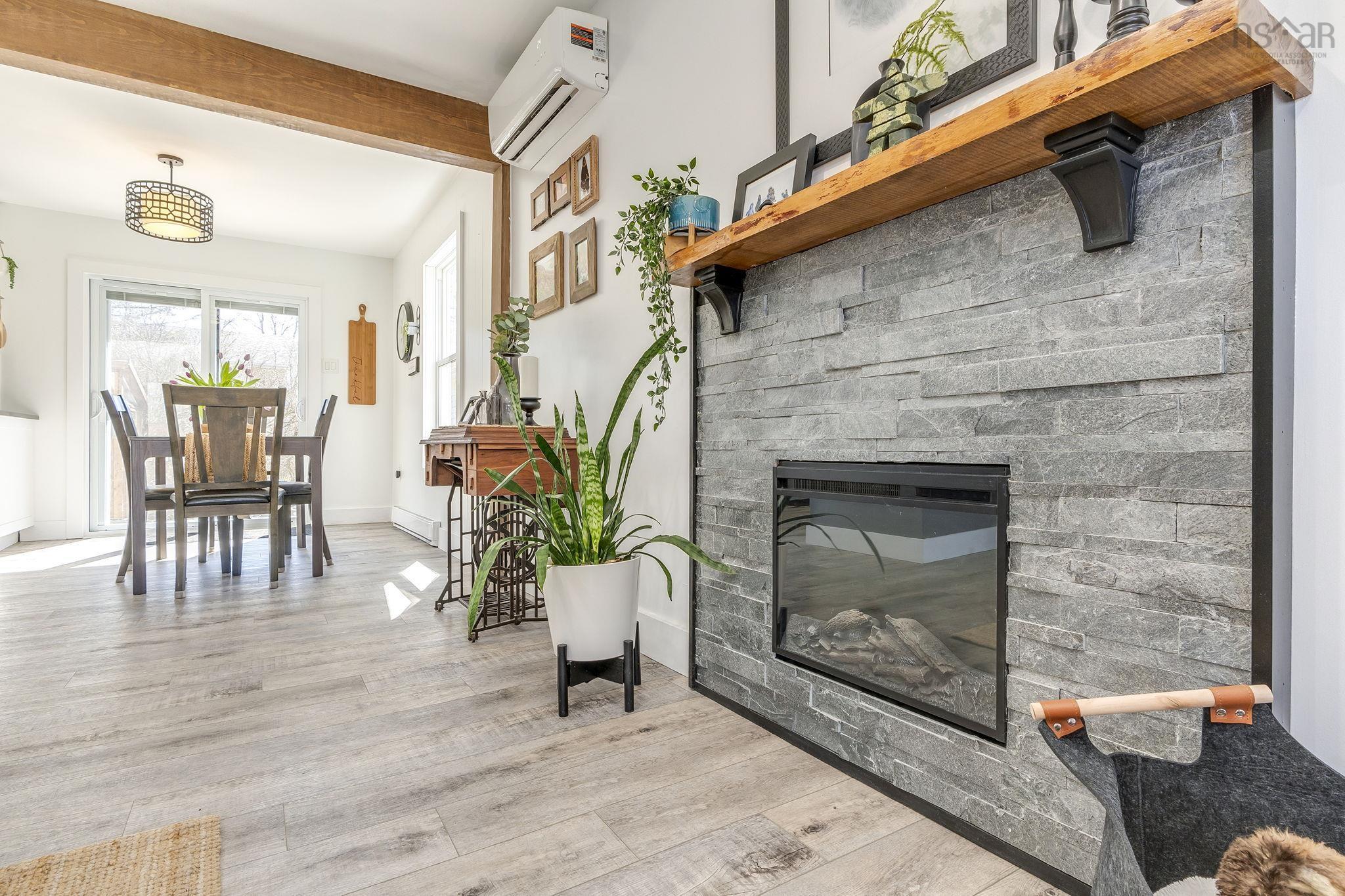 $549,900.00: 13 Logan Drive, Lantz
