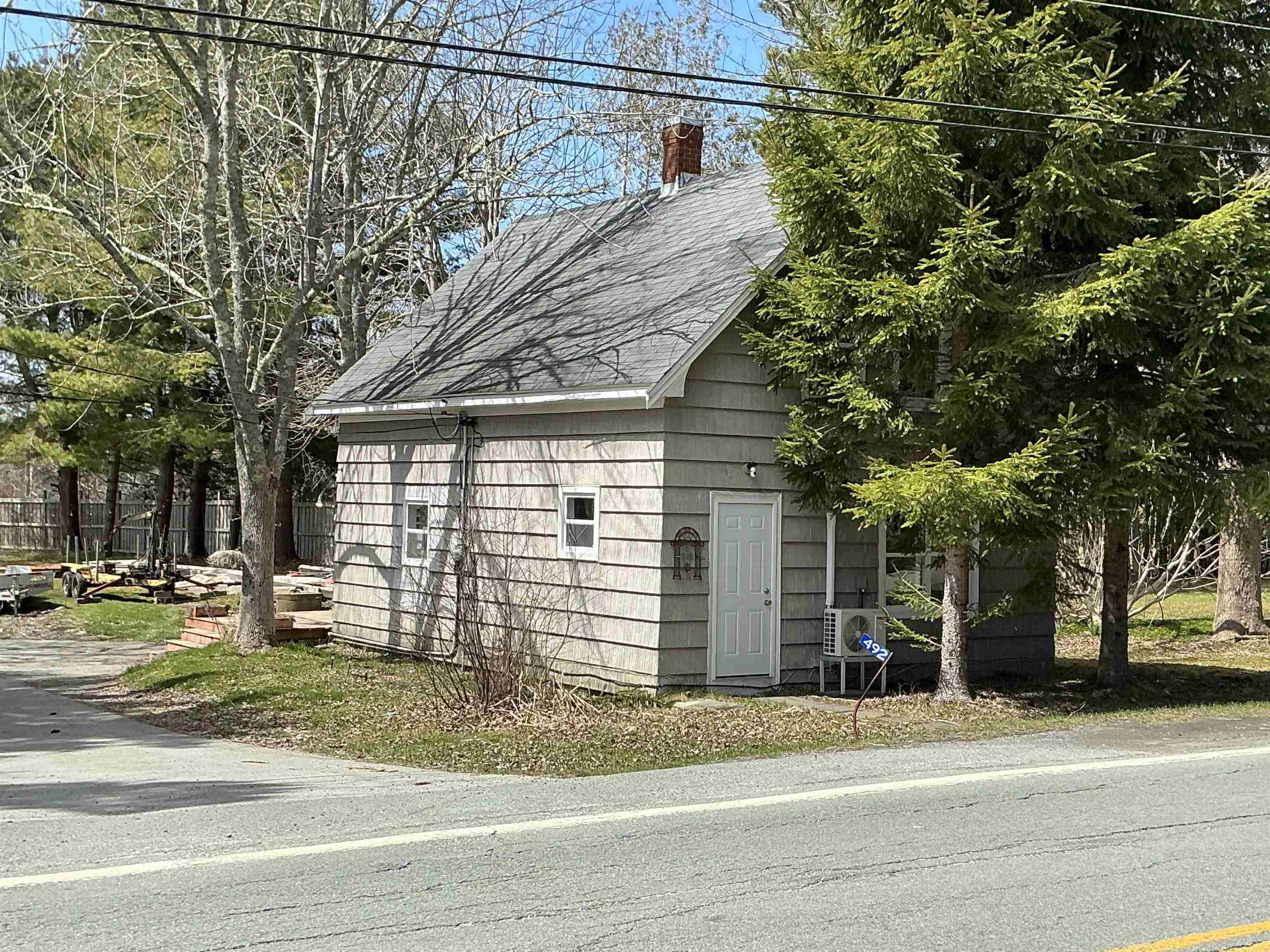 $249,900.00: 492 Highway 8, Milton