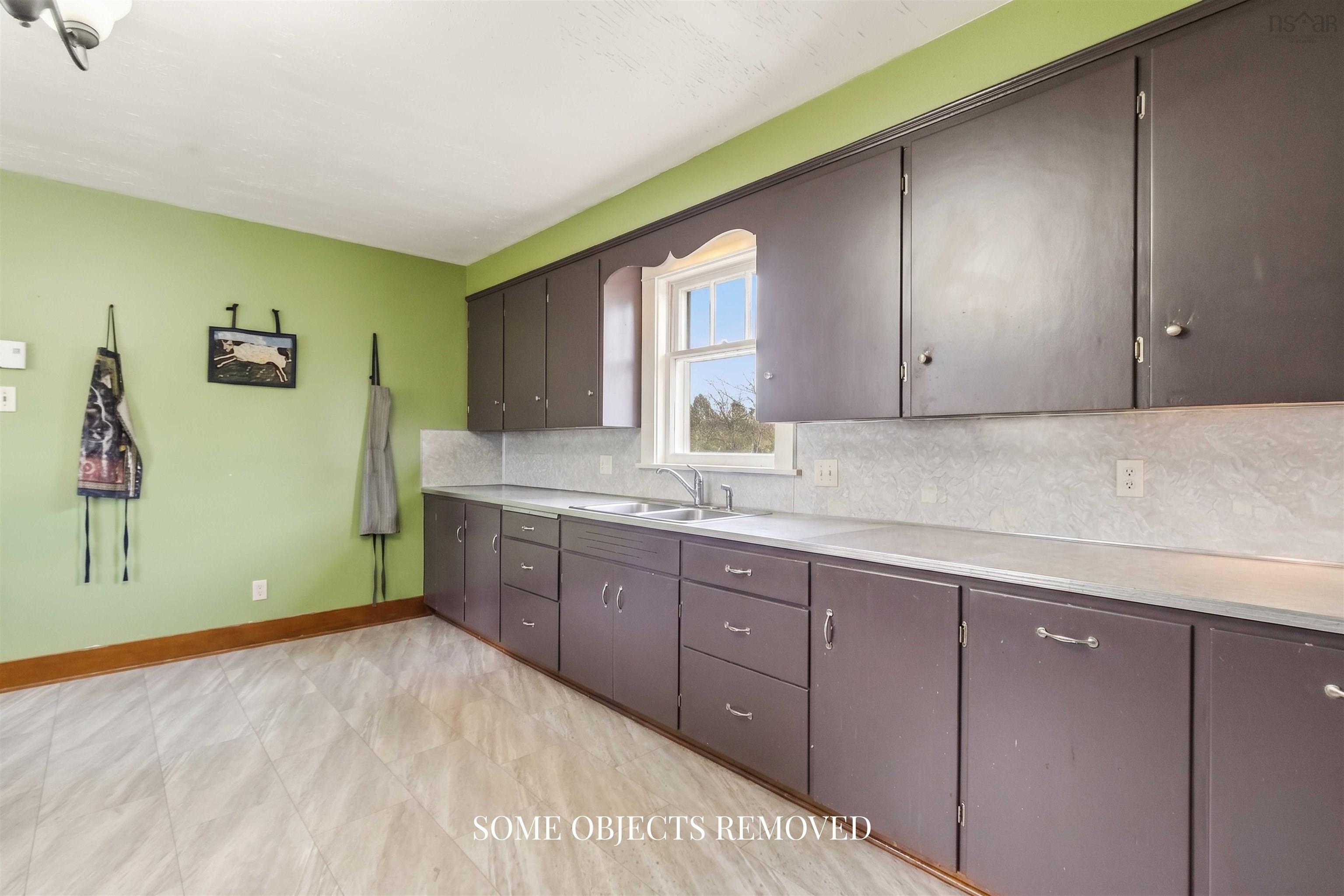 $244,900.00: 2459 Highway 325, Oakhill