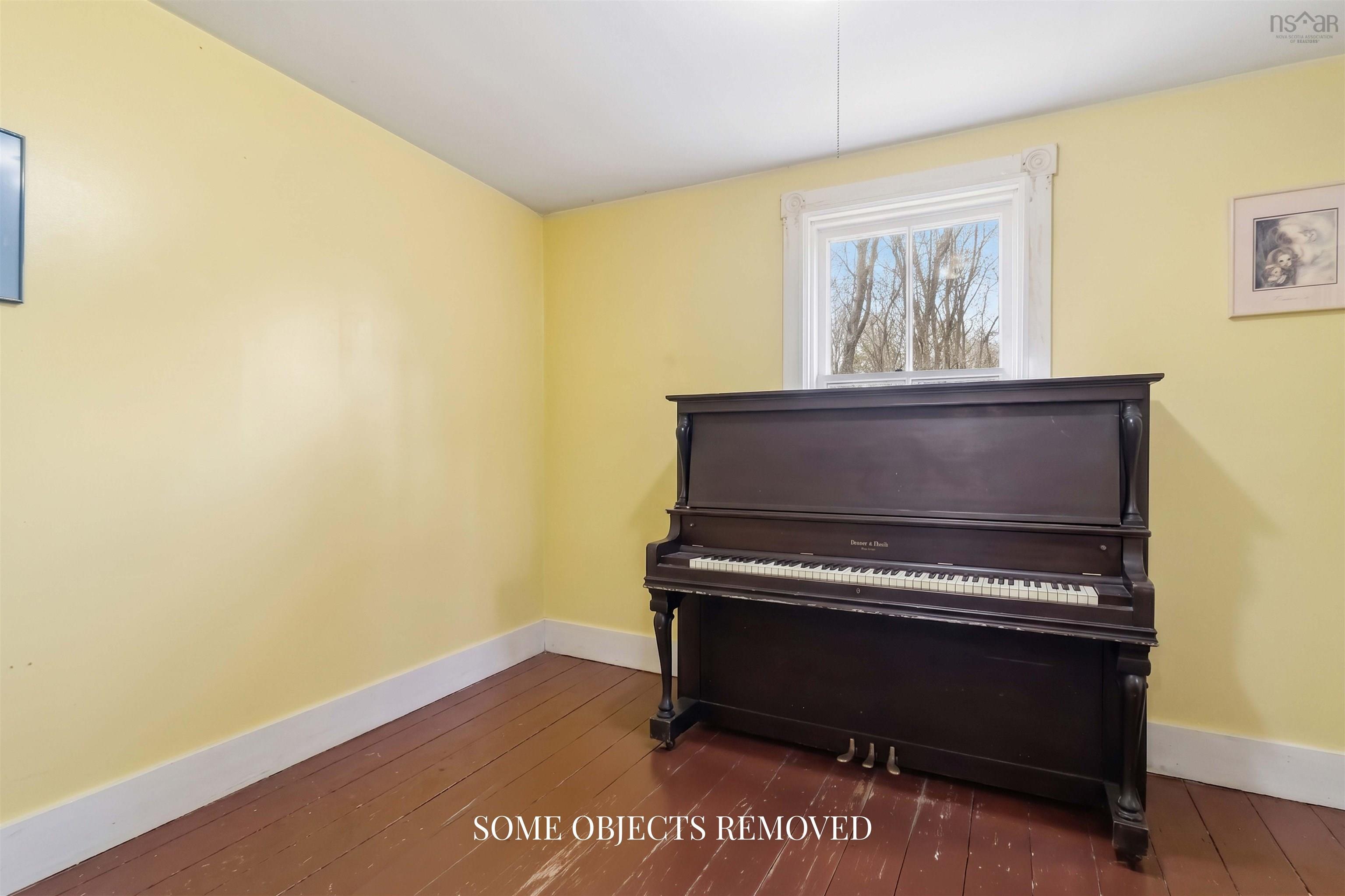 $244,900.00: 2459 Highway 325, Oakhill