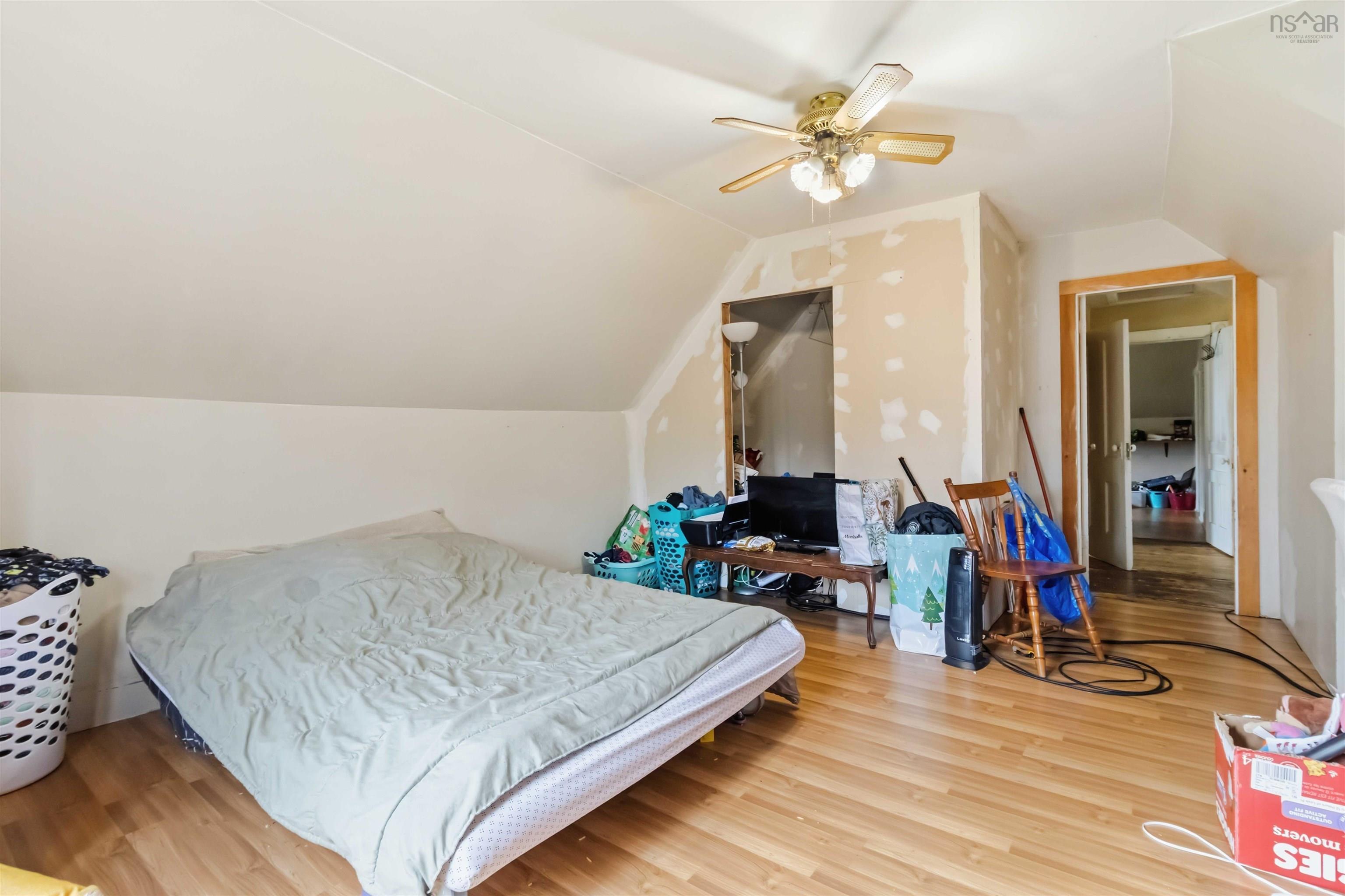 $244,900.00: 2459 Highway 325, Oakhill