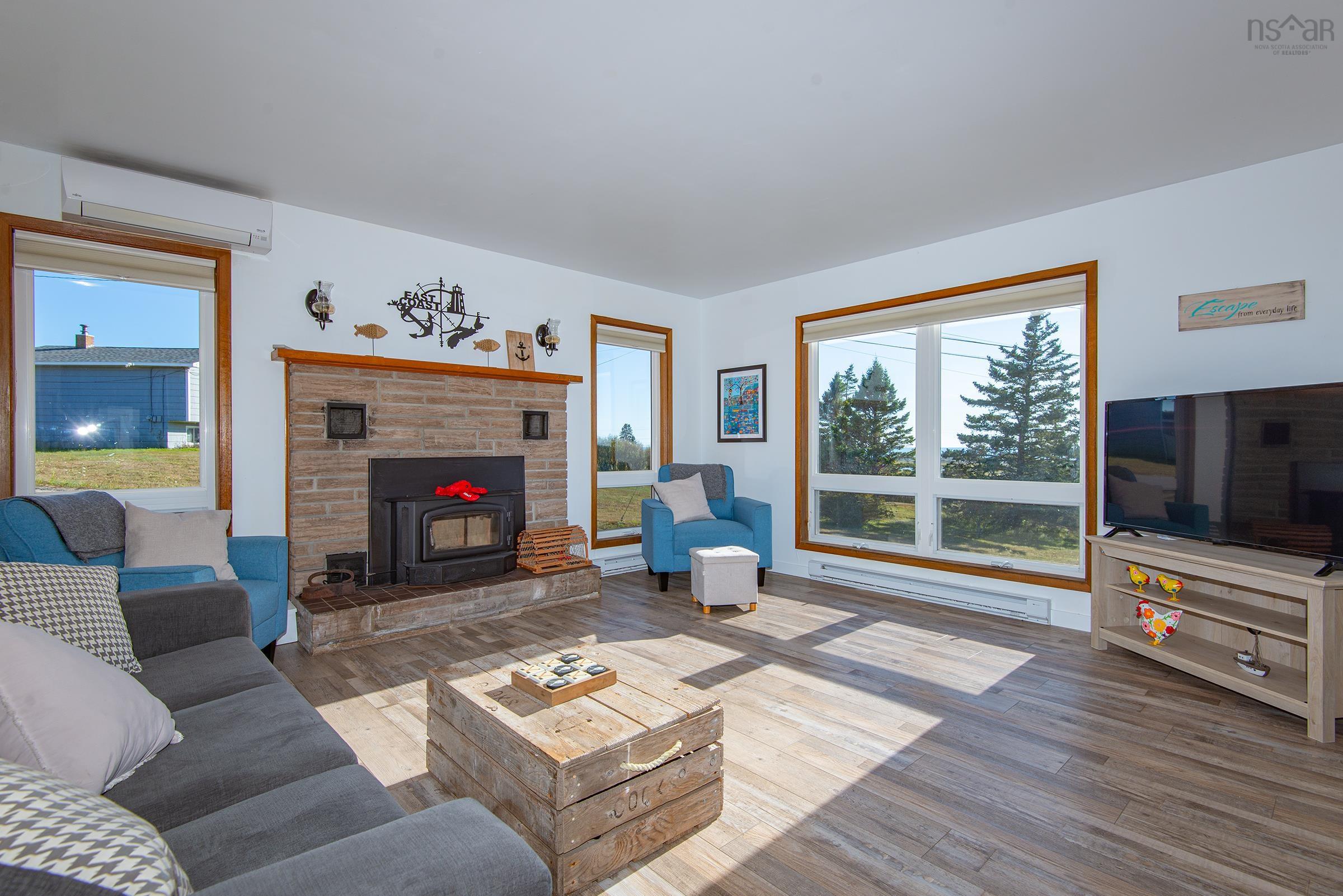 $364,000.00: 5956 Highway 1, Mavillette