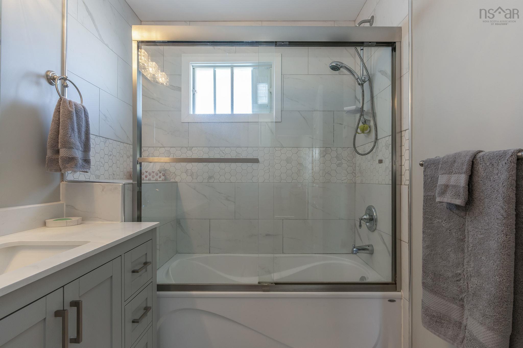 $399,000.00: 29 Queen Street, Digby