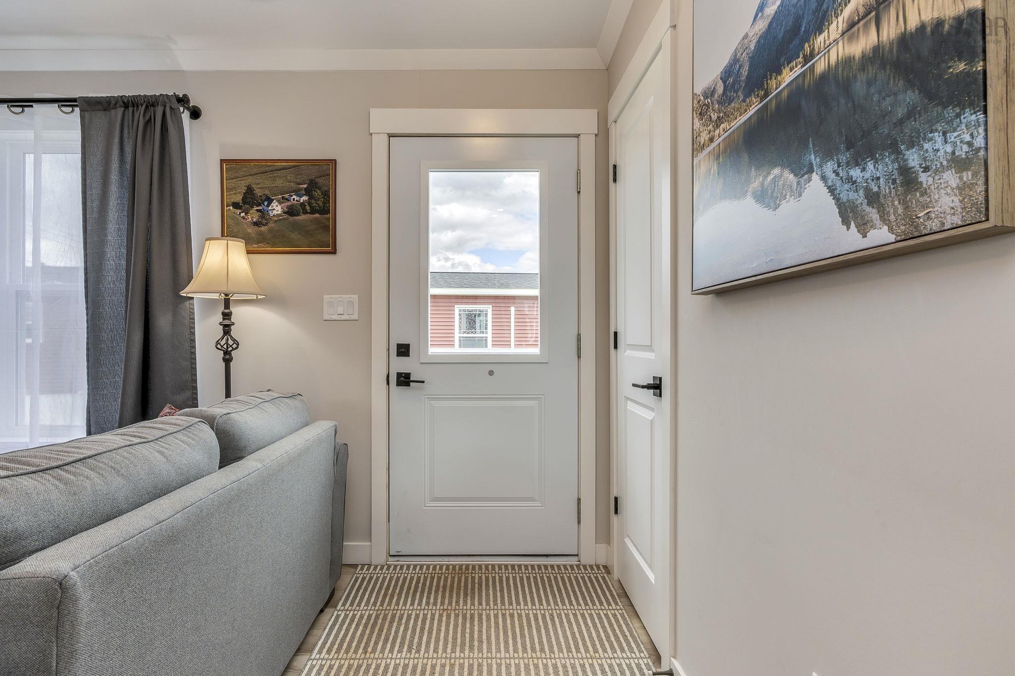 $349,900.00: 38 Halton Drive, Elmsdale