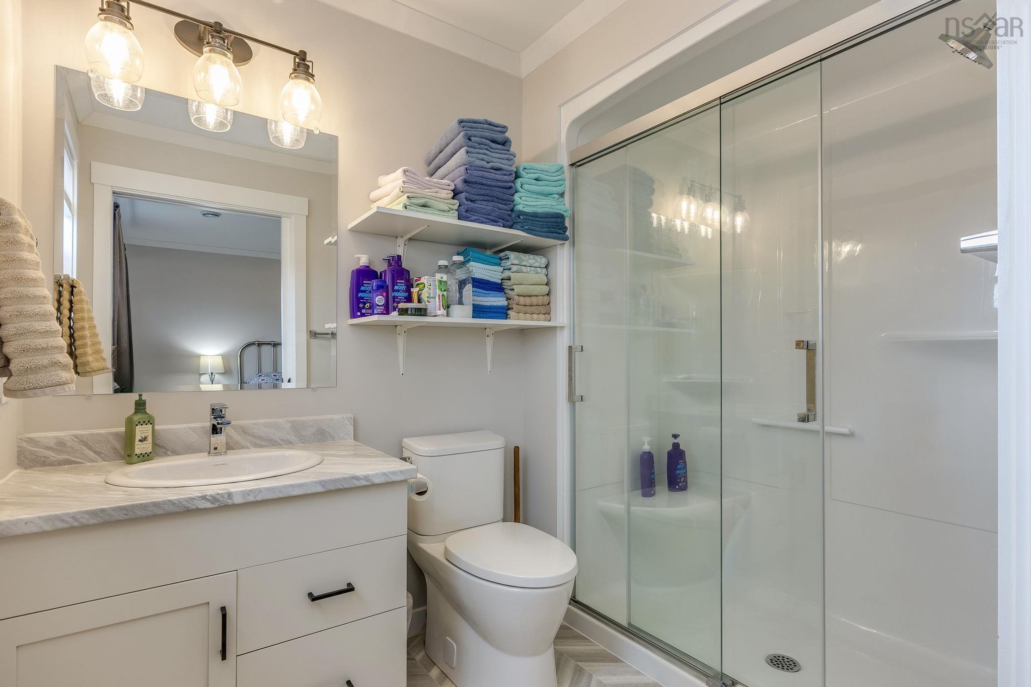 $349,900.00: 38 Halton Drive, Elmsdale