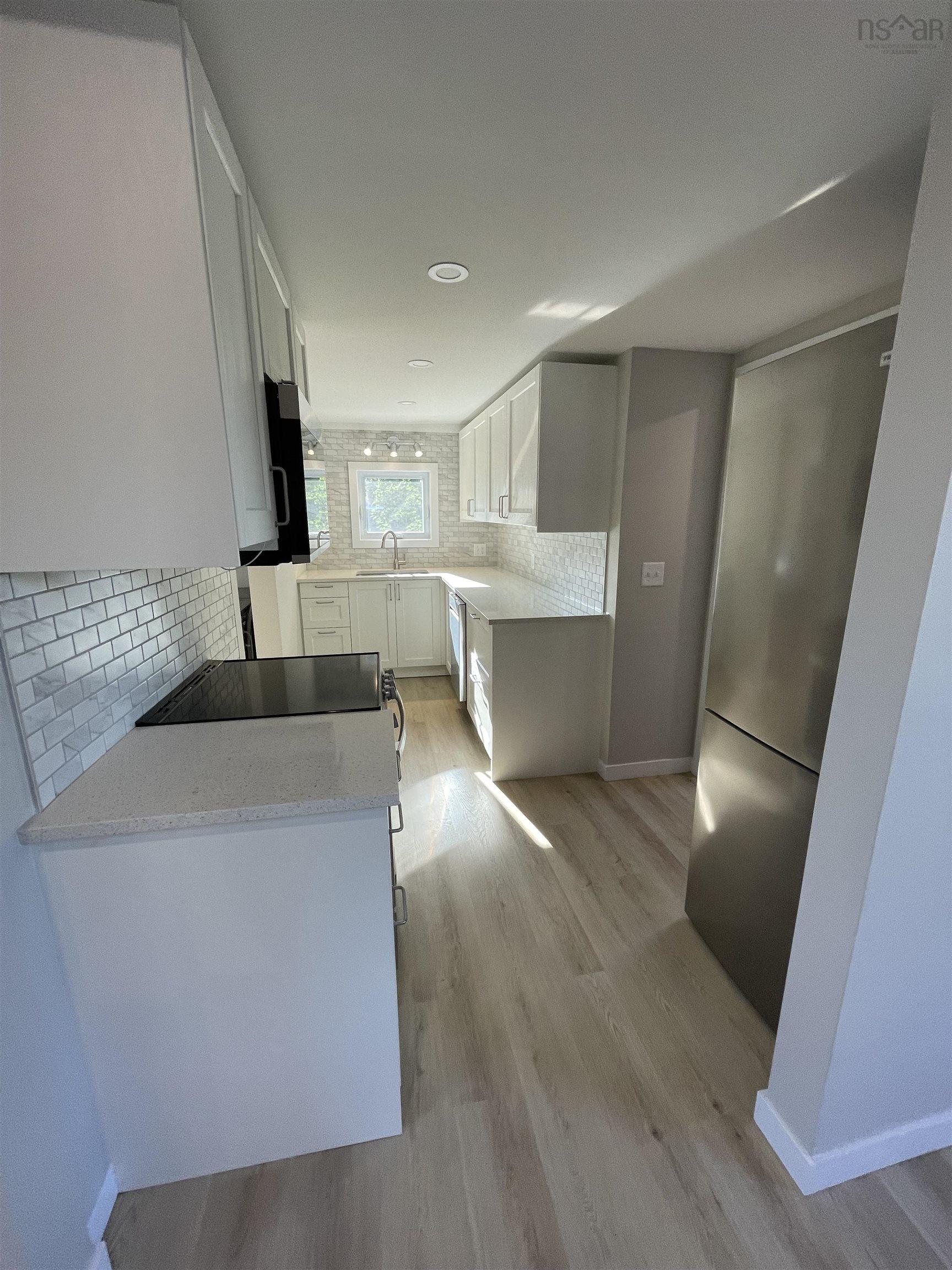 $649,000.00: 11 Best, Dartmouth