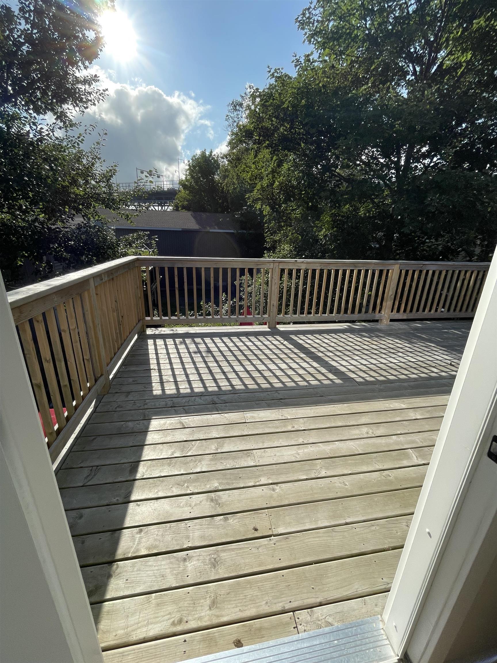 $649,000.00: 11 Best, Dartmouth