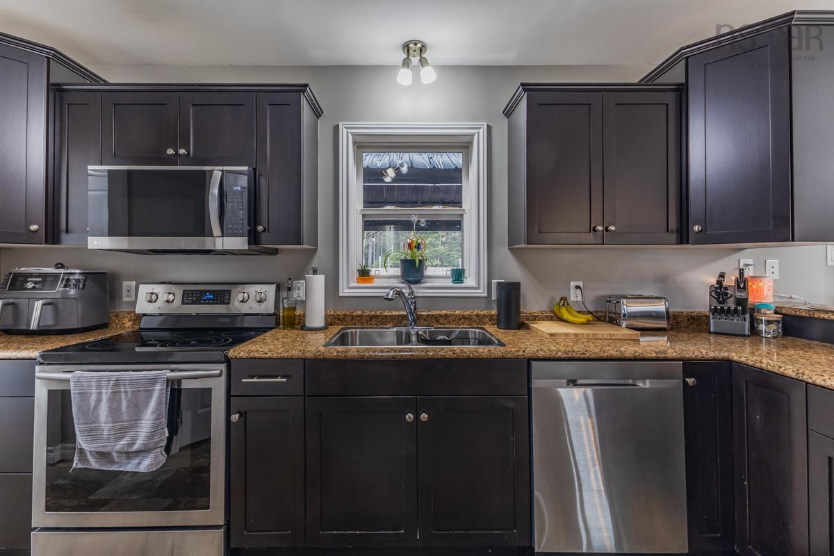 $625,000.00: 196 ROCKY RIDGE Road, Truro Heights