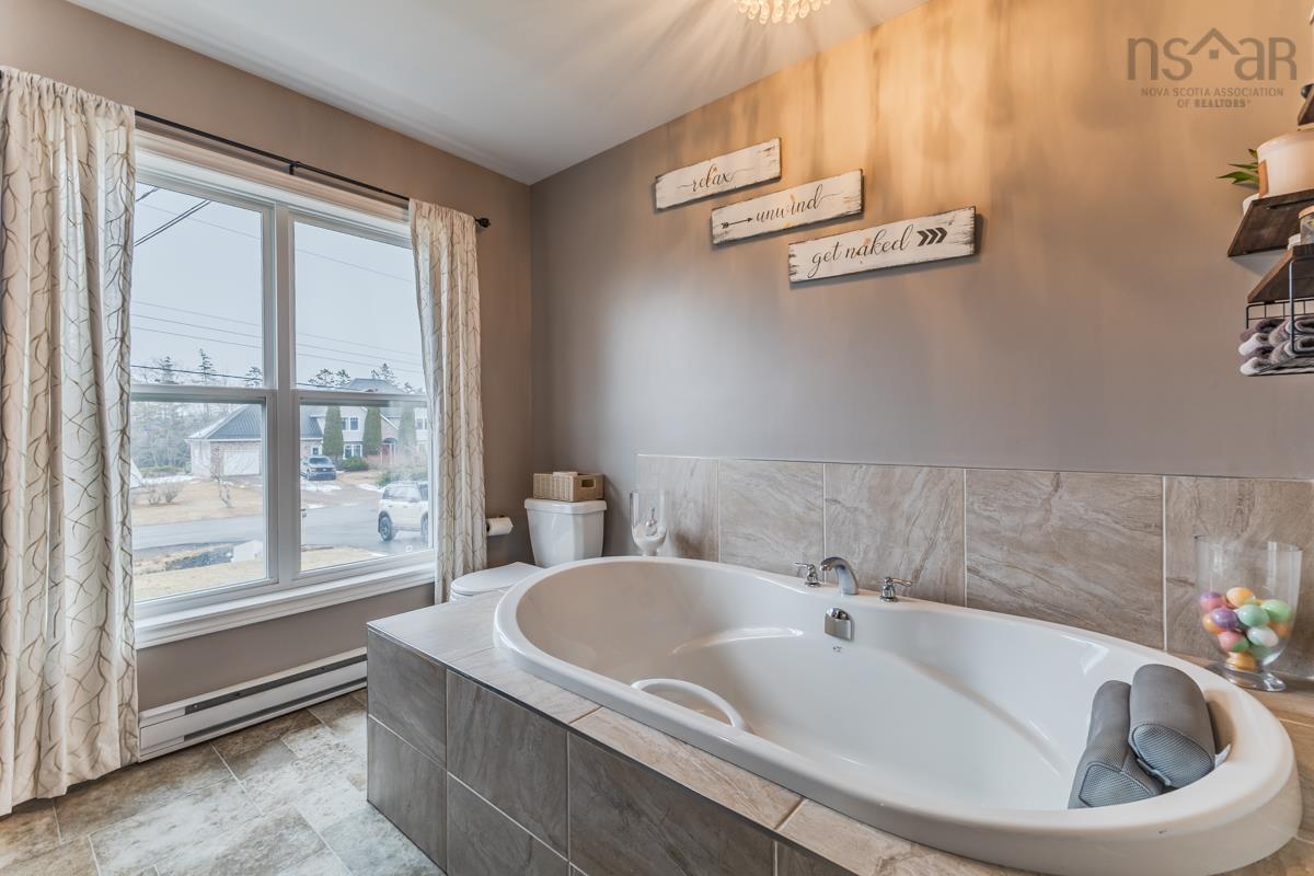 $625,000.00: 196 ROCKY RIDGE Road, Truro Heights