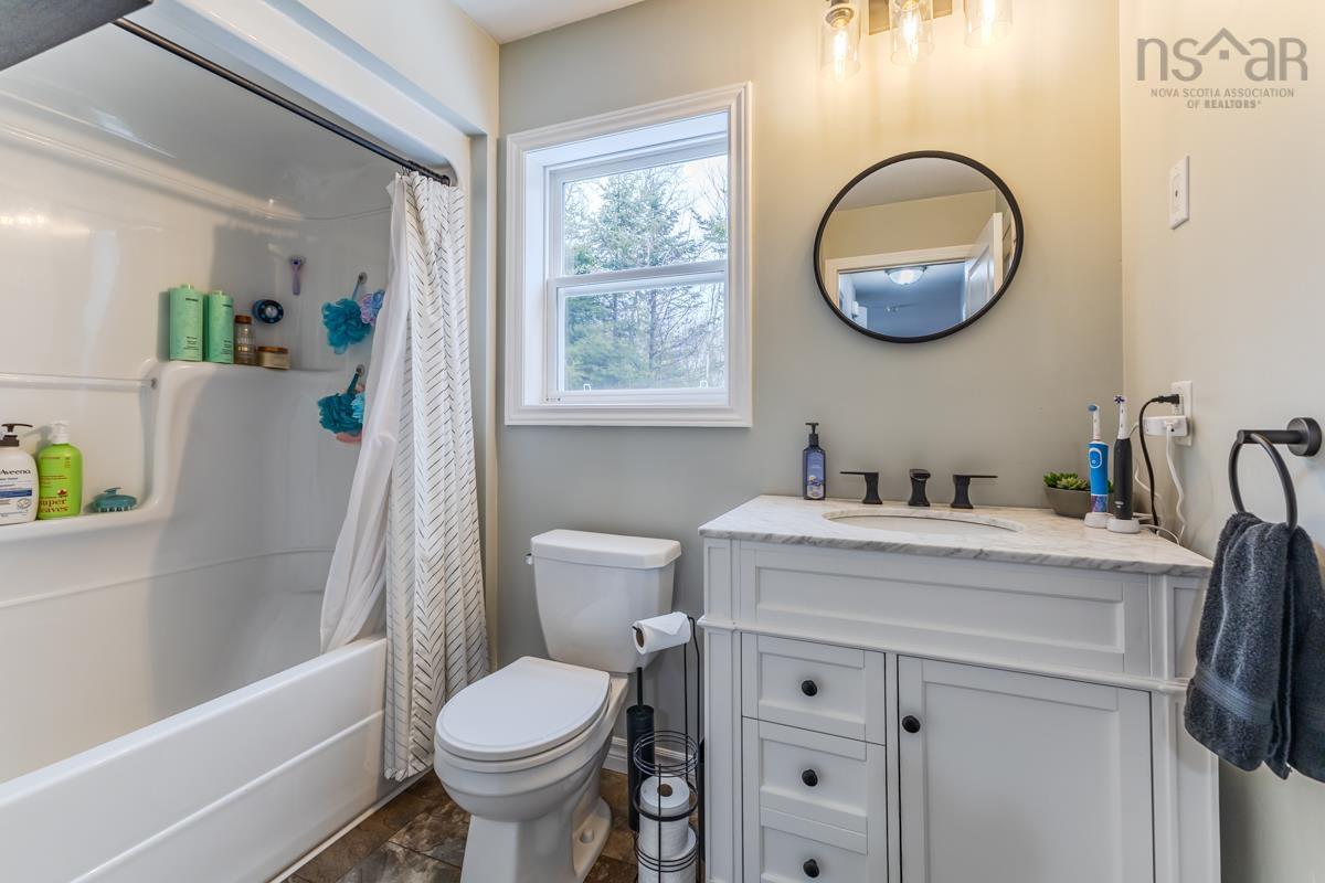 $625,000.00: 196 ROCKY RIDGE Road, Truro Heights