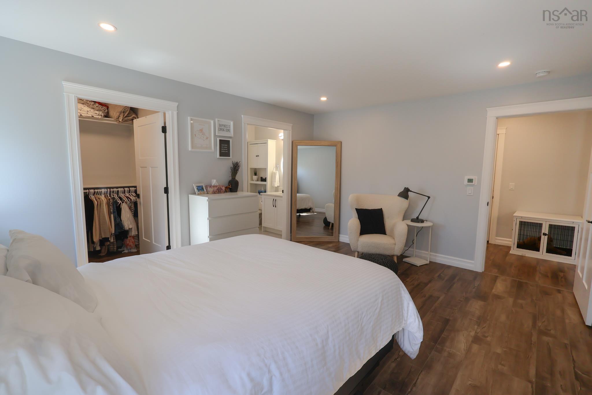 $494,900.00: 235 Winburn Avenue, Bridgewater