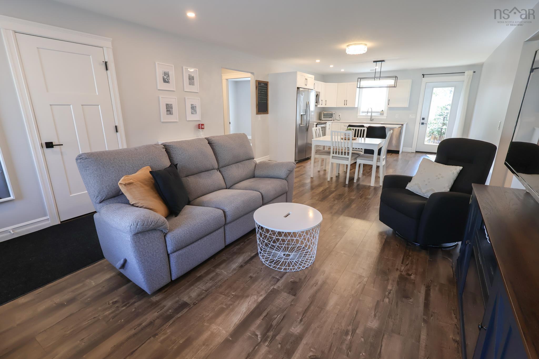 $494,900.00: 235 Winburn Avenue, Bridgewater