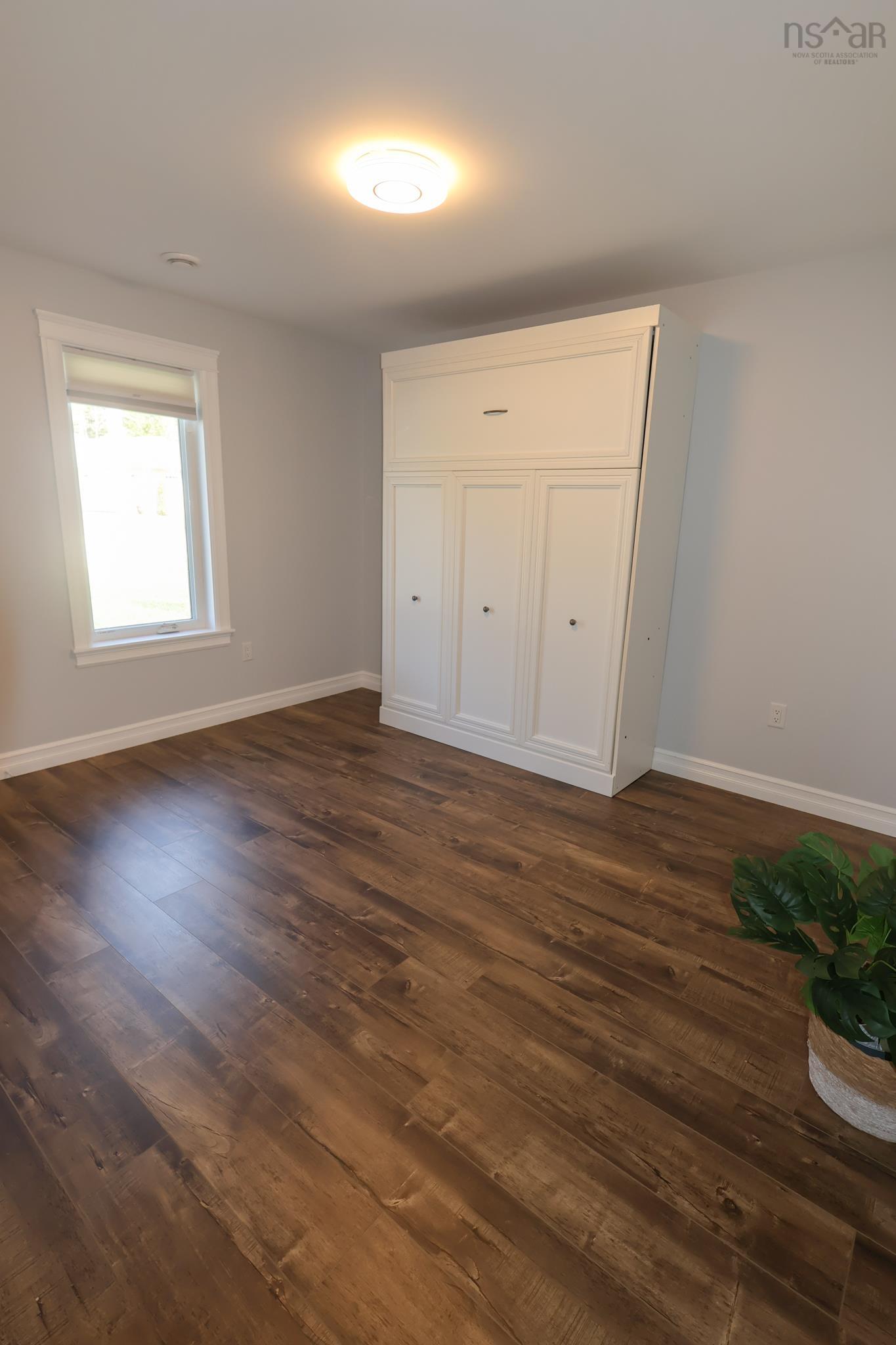 $494,900.00: 235 Winburn Avenue, Bridgewater