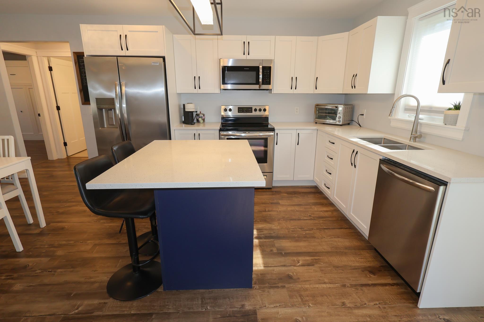 $494,900.00: 235 Winburn Avenue, Bridgewater