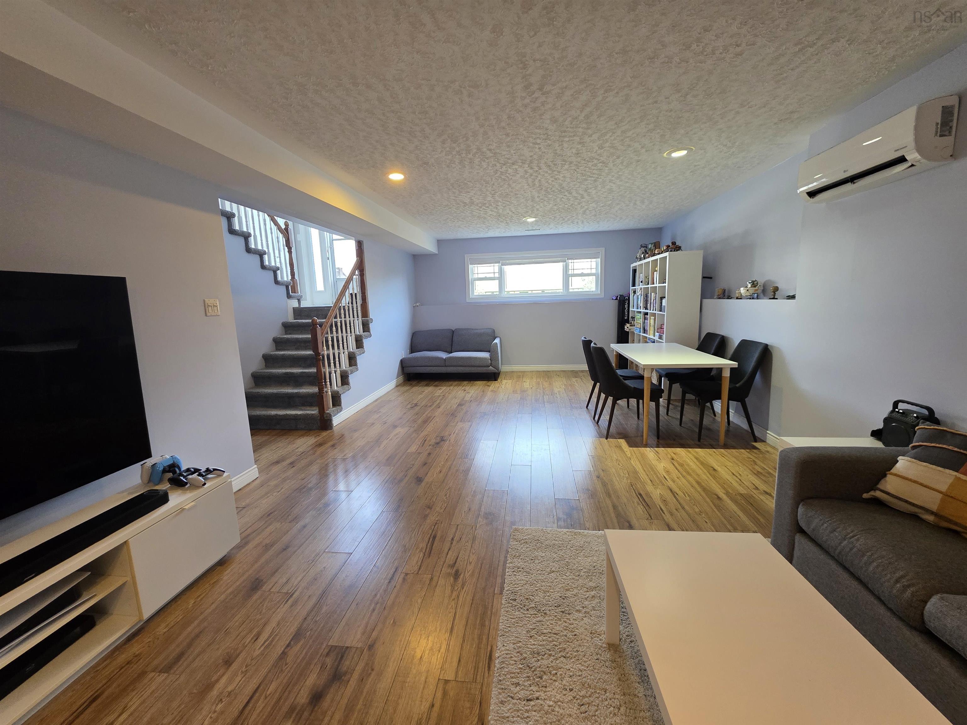 $579,900.00: 249 AUBURN Drive, Cole Harbour