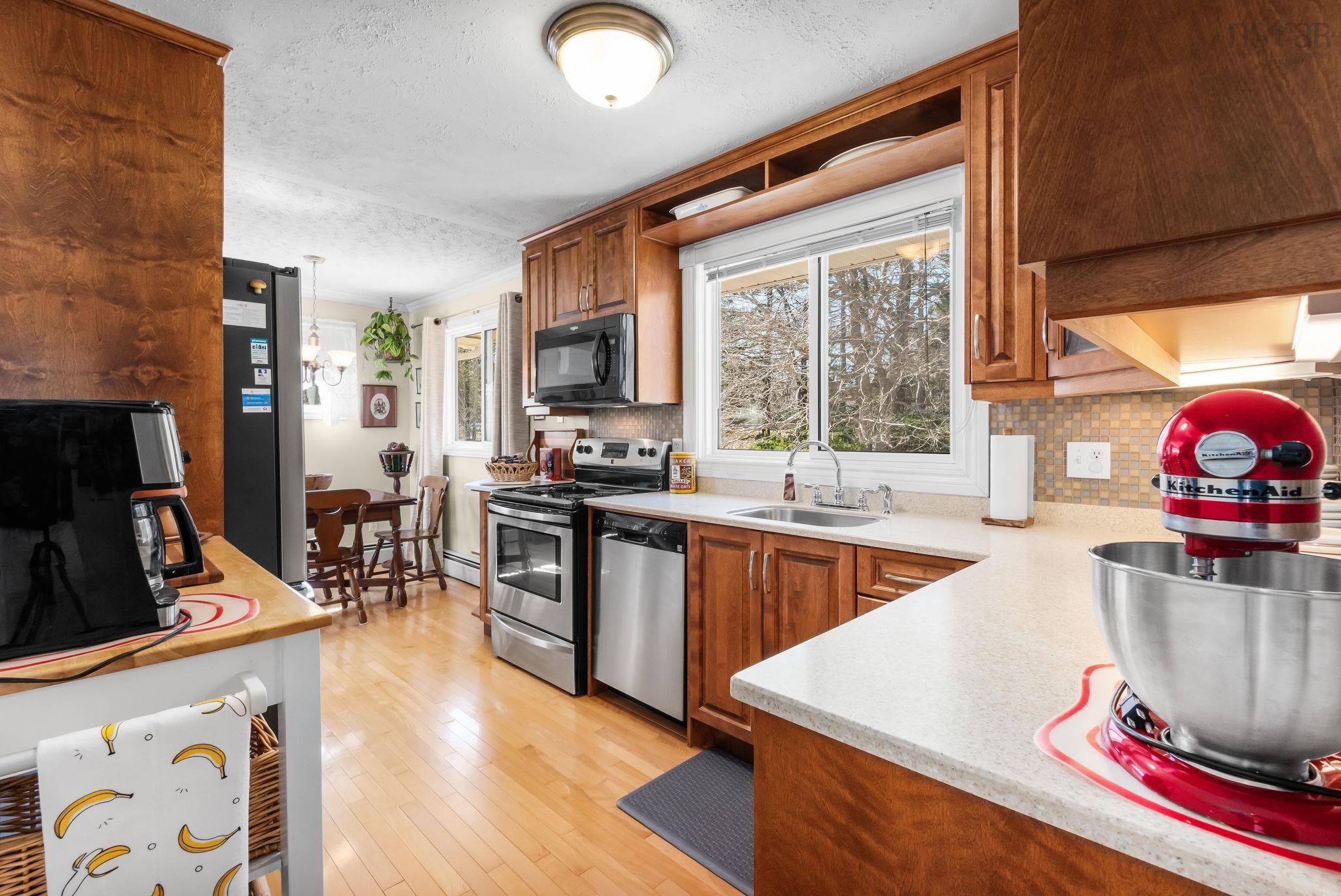 $459,900.00: 89 Pinetree Crescent, Hammonds Plains