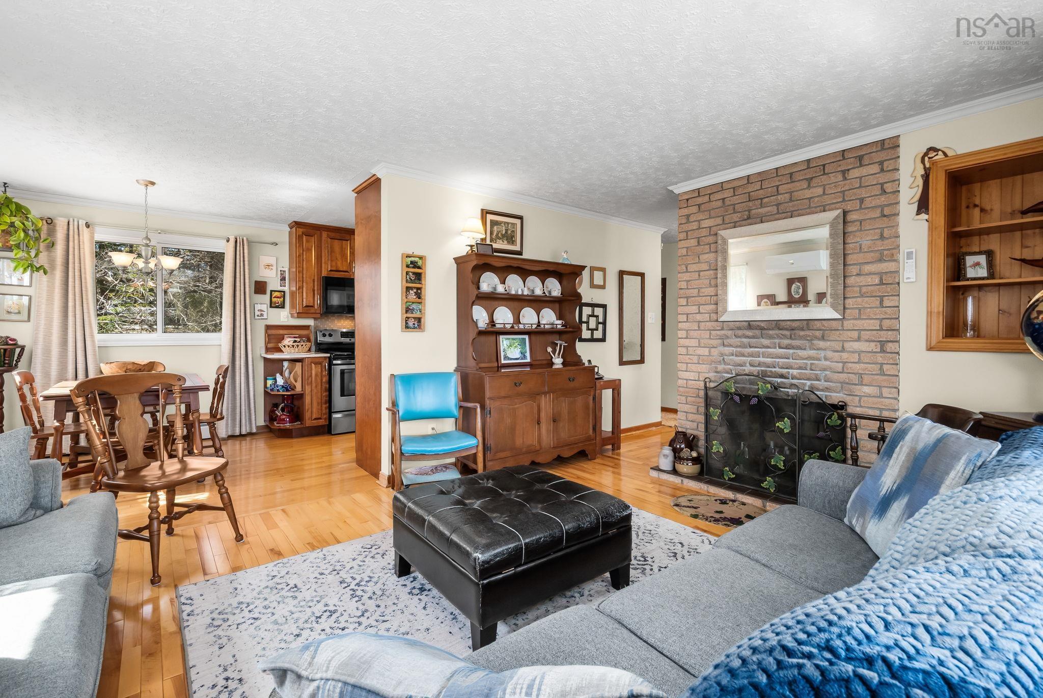 $459,900.00: 89 Pinetree Crescent, Hammonds Plains