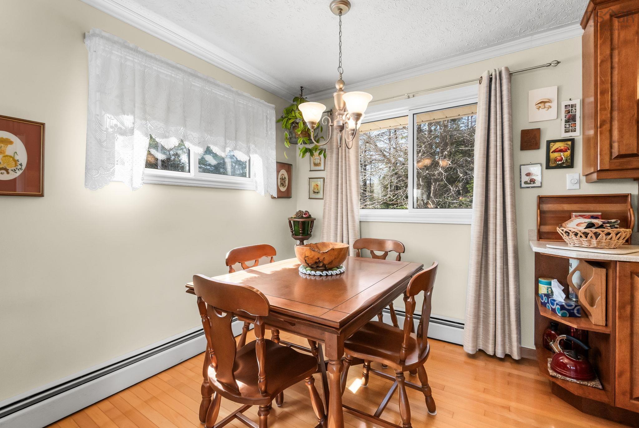 $459,900.00: 89 Pinetree Crescent, Hammonds Plains