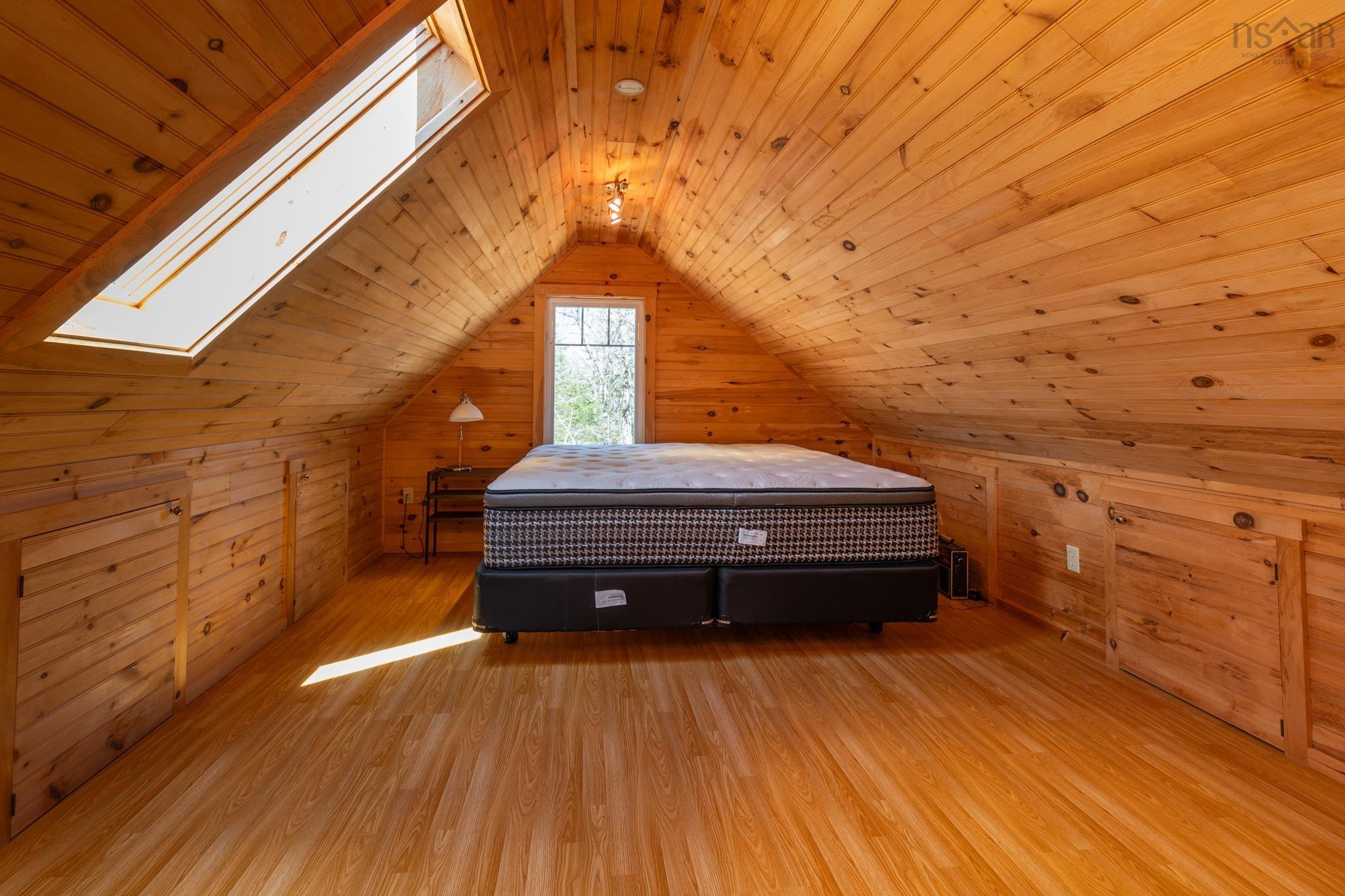 $375,000.00: 616 Lac A Pic Road, Quinan