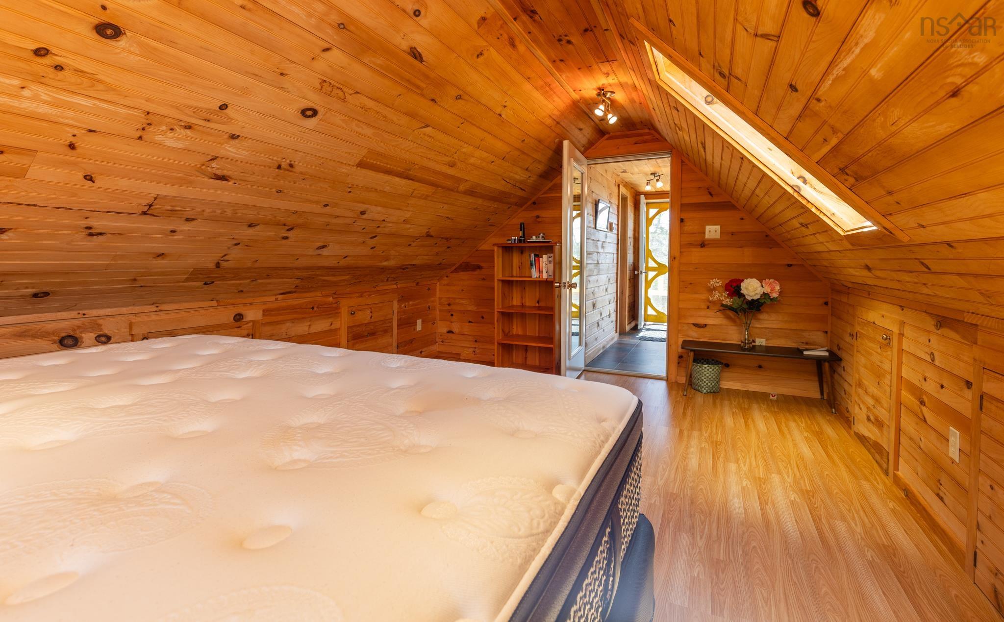 $375,000.00: 616 Lac A Pic Road, Quinan