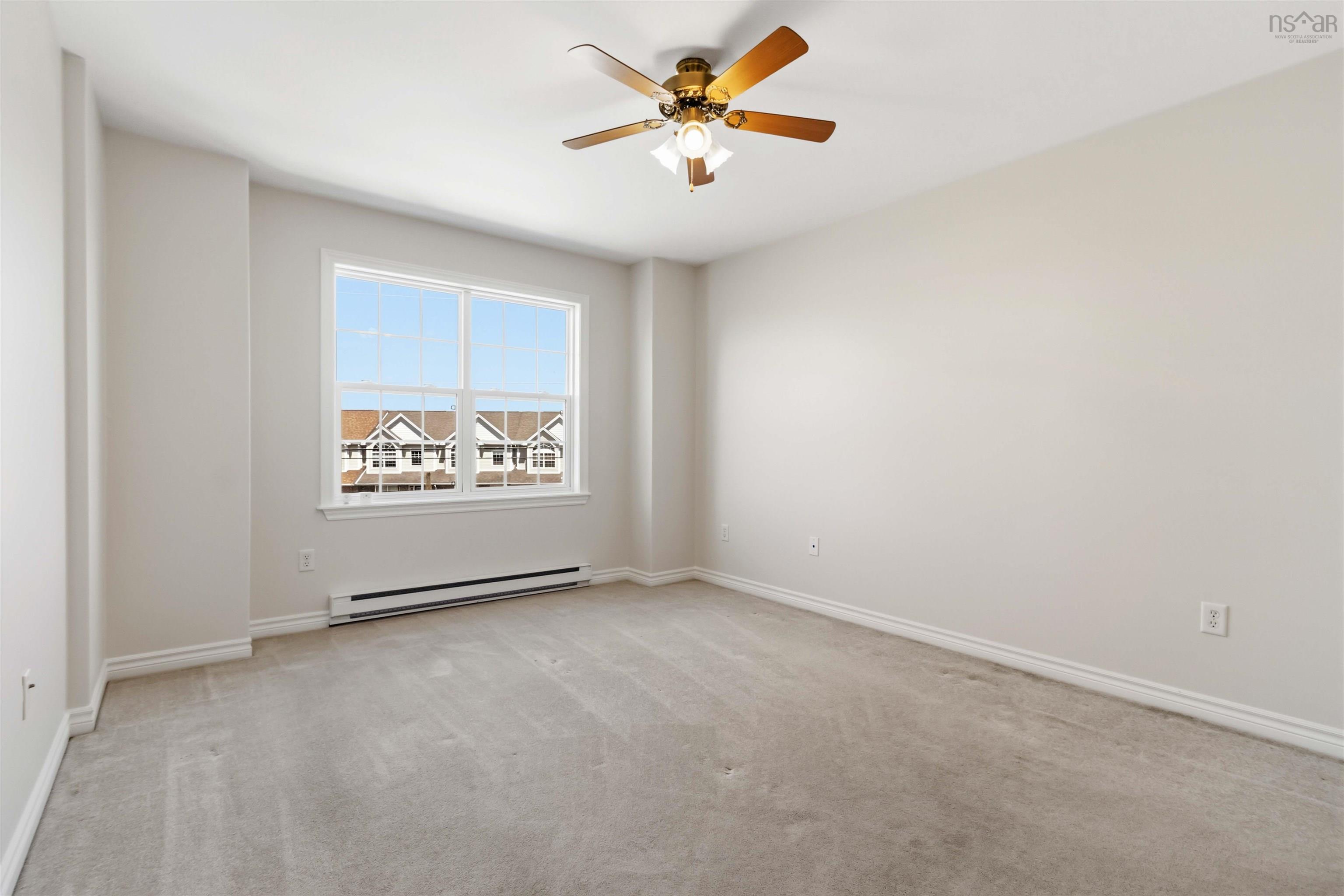 $519,900.00: 219 Green Village Lane, Dartmouth