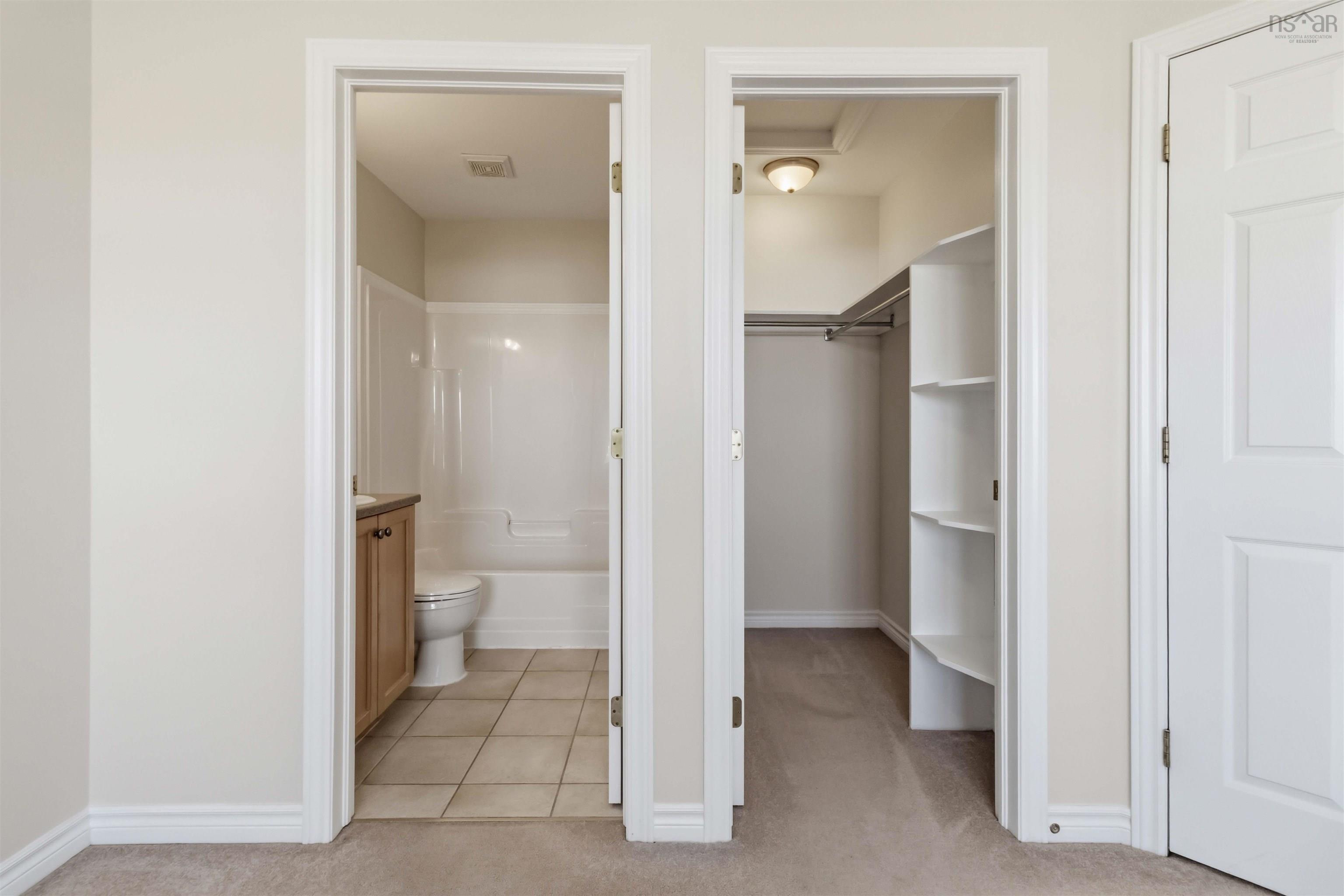 $519,900.00: 219 Green Village Lane, Dartmouth