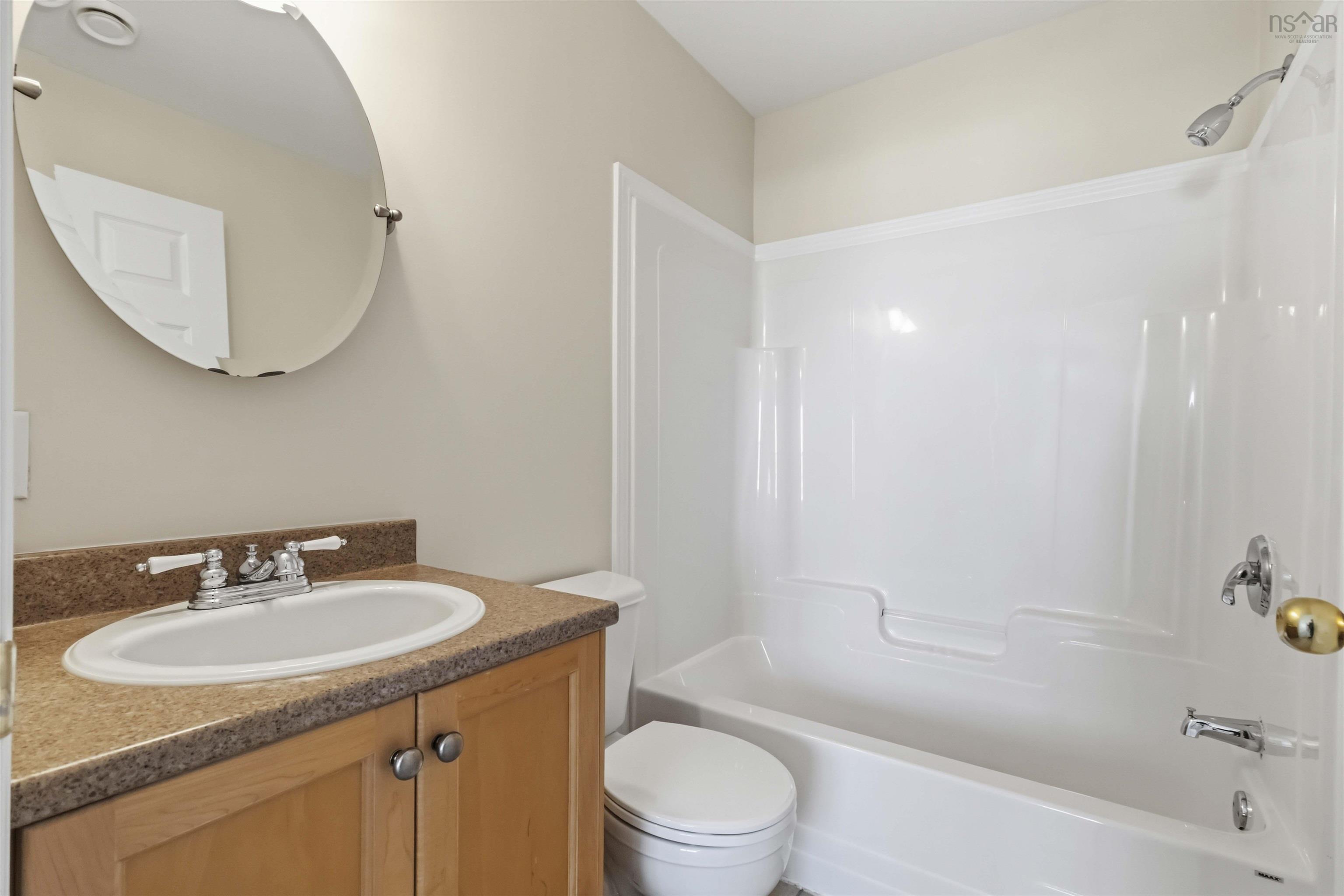 $519,900.00: 219 Green Village Lane, Dartmouth