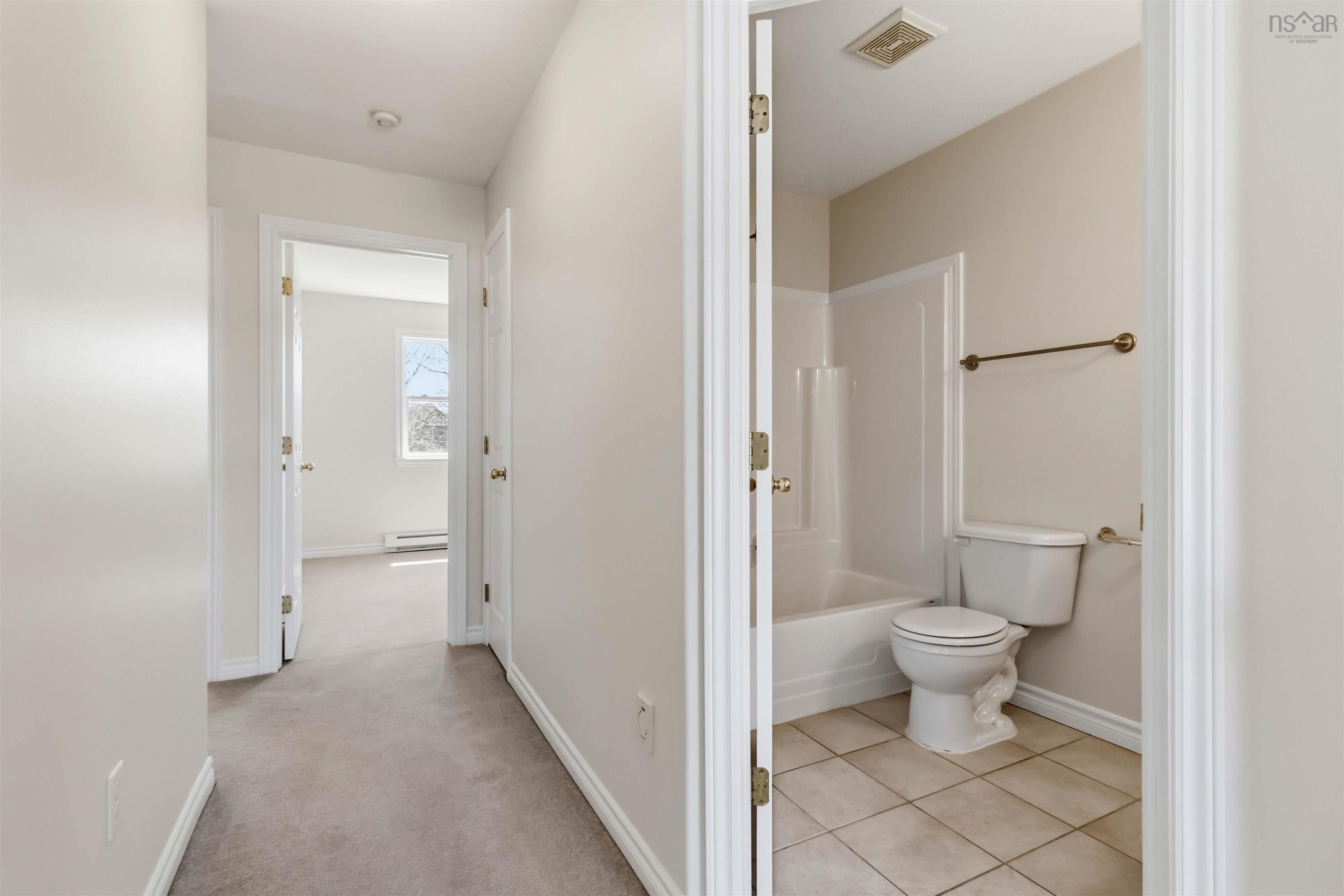 $519,900.00: 219 Green Village Lane, Dartmouth