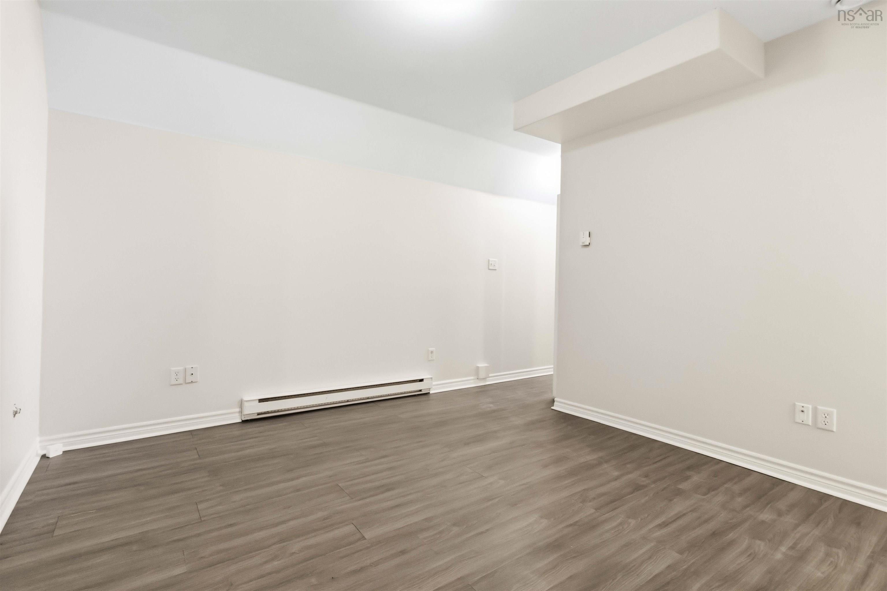 $519,900.00: 219 Green Village Lane, Dartmouth