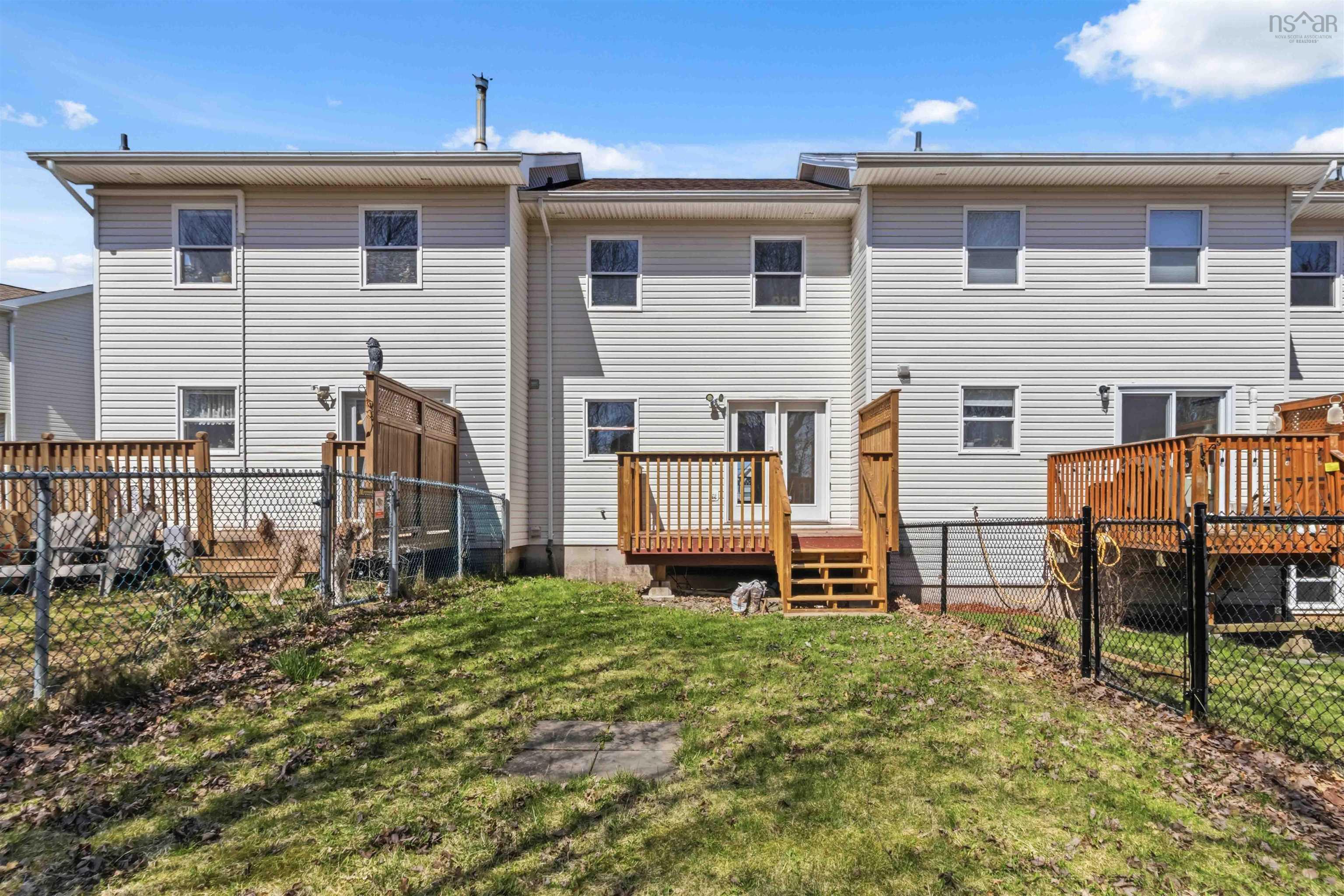 $519,900.00: 219 Green Village Lane, Dartmouth