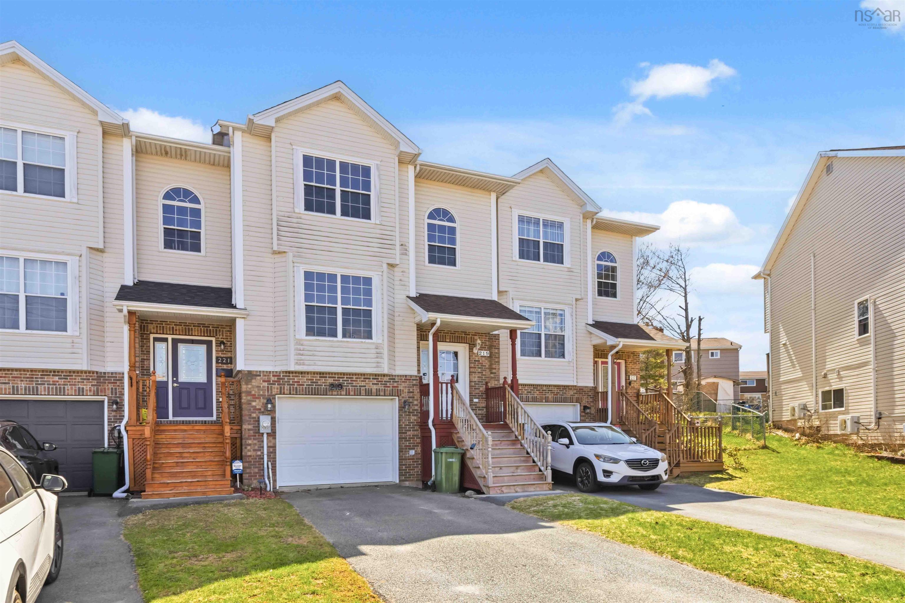 $519,900.00: 219 Green Village Lane, Dartmouth