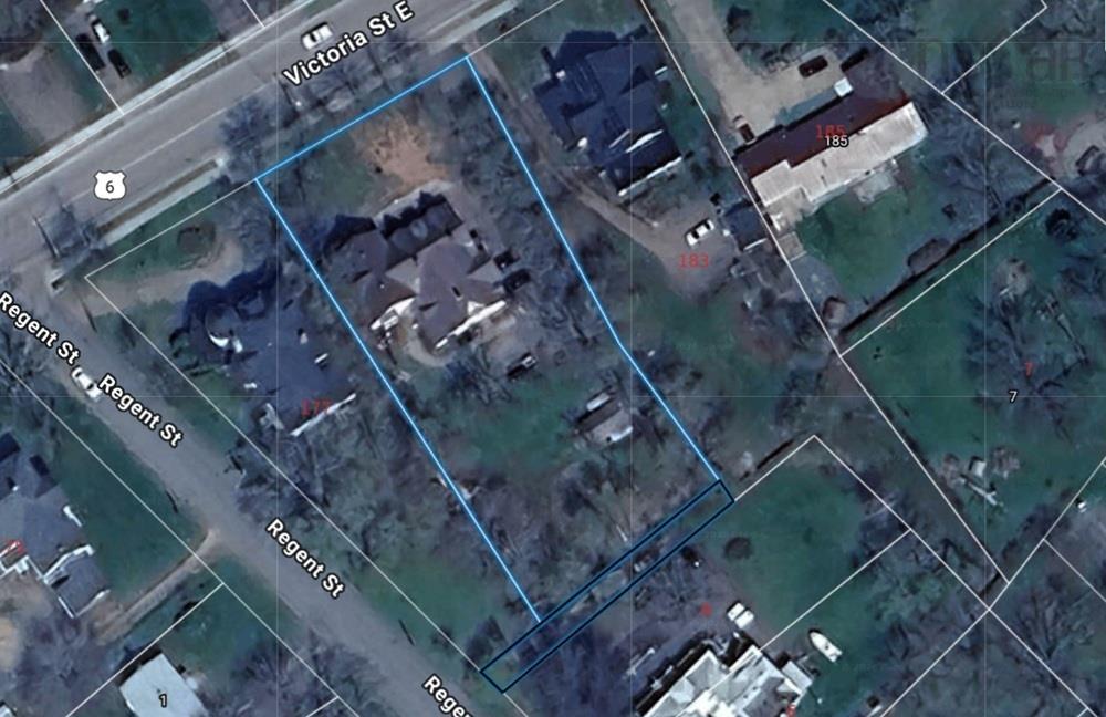 $629,900.00: 179-181 East Victoria Street, East Amherst