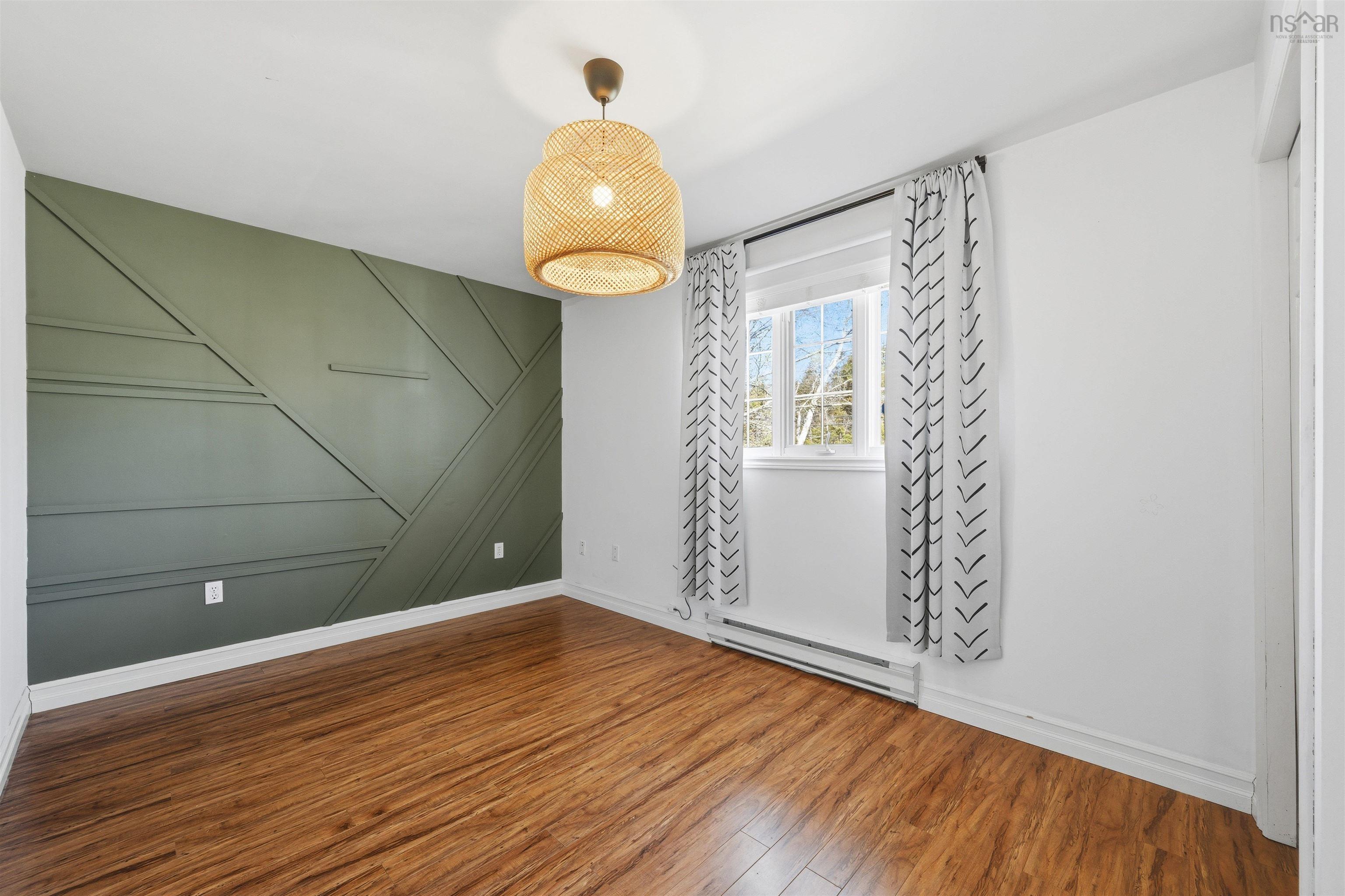 $569,900.00: 1410 Lucasville Road, Hammonds Plains