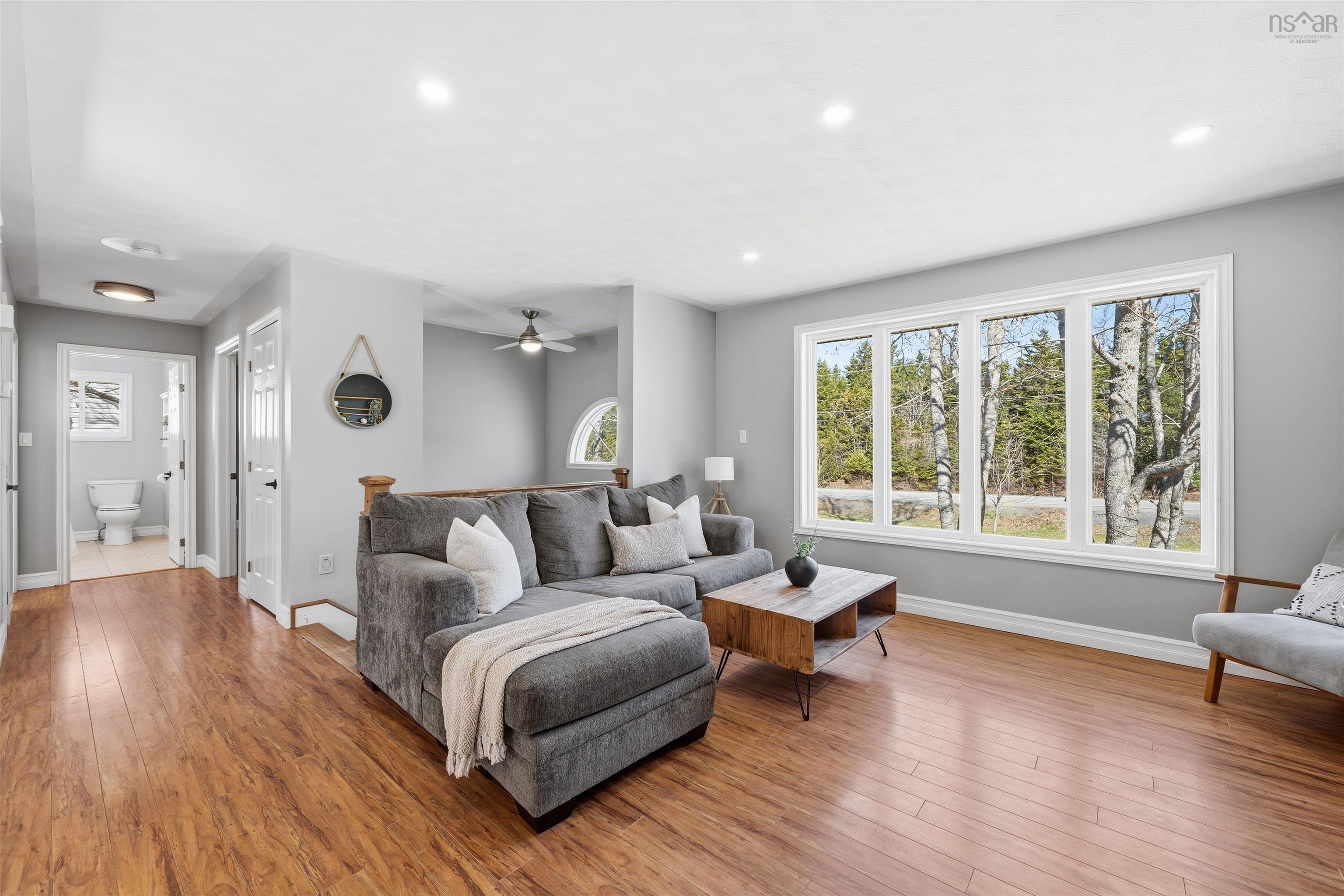 $569,900.00: 1410 Lucasville Road, Hammonds Plains