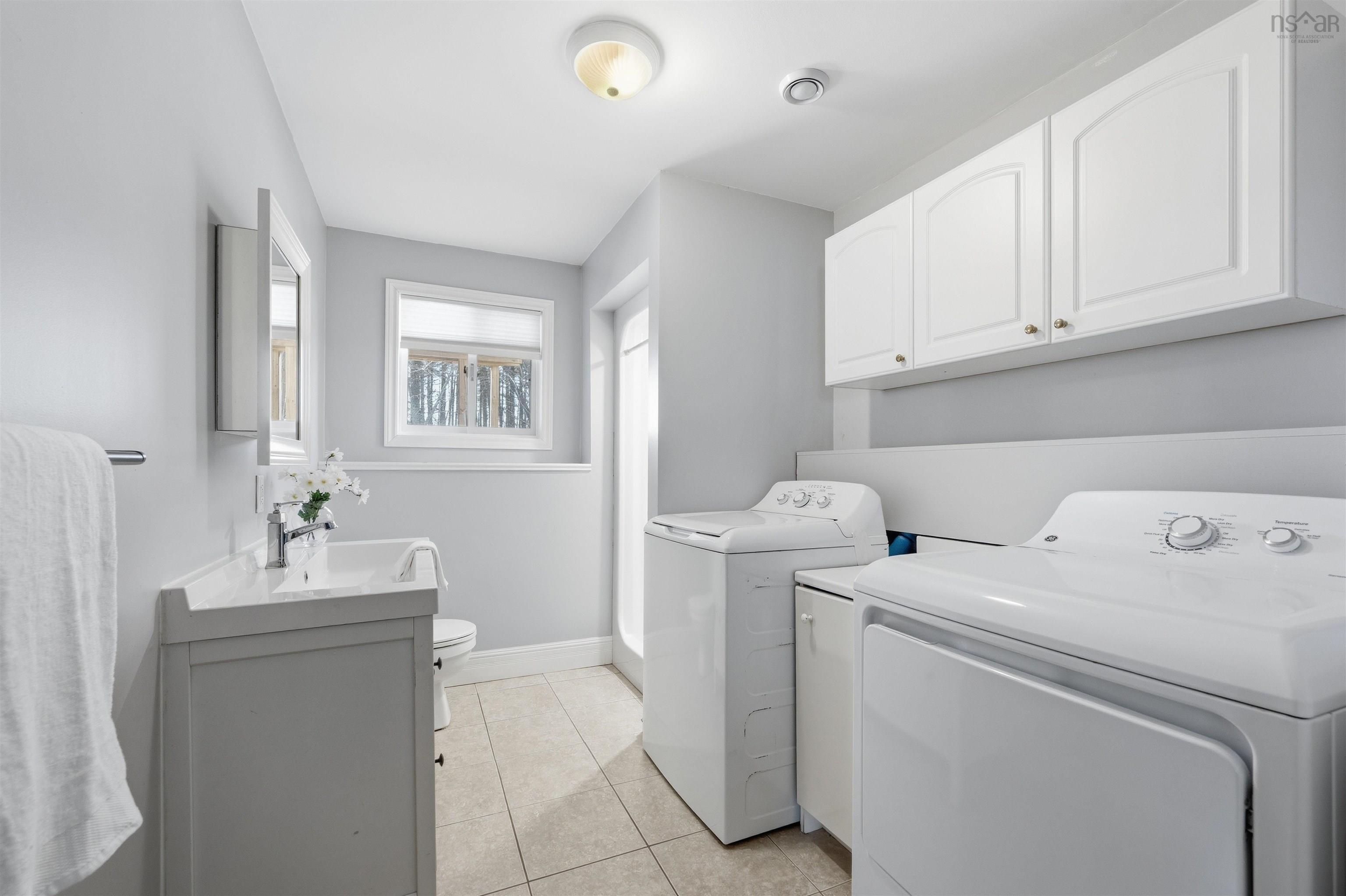 $569,900.00: 1410 Lucasville Road, Hammonds Plains