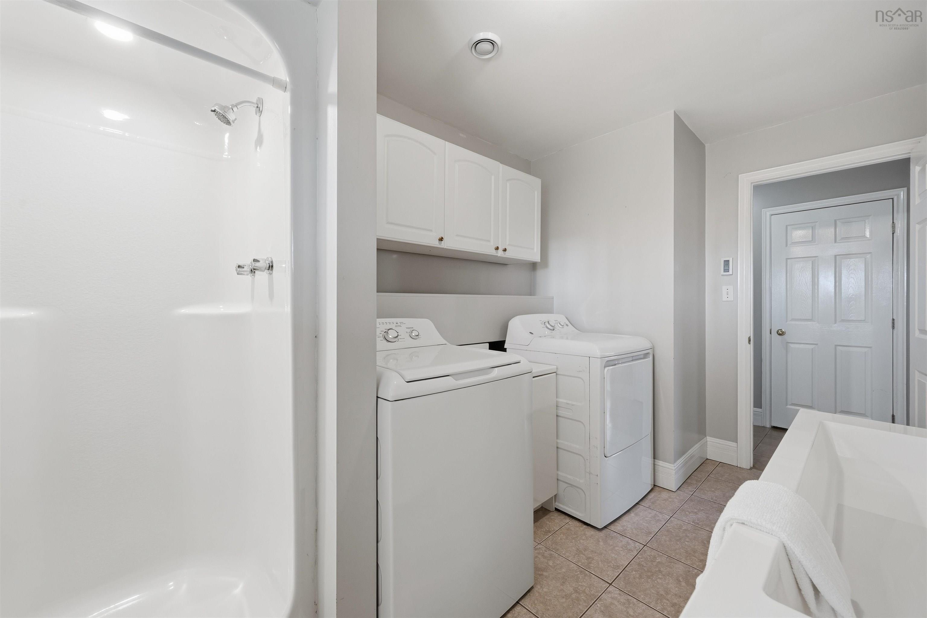 $569,900.00: 1410 Lucasville Road, Hammonds Plains