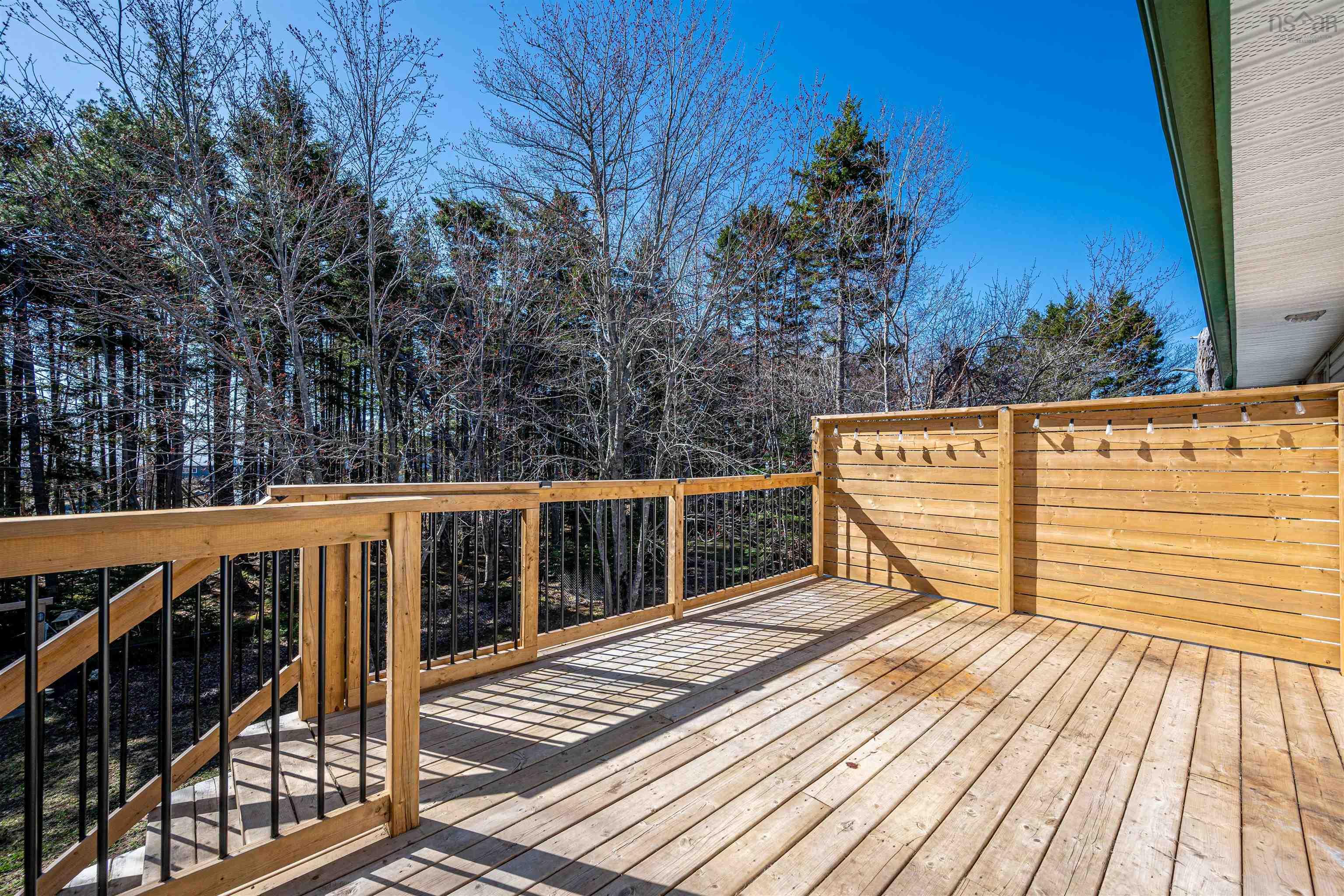 $569,900.00: 1410 Lucasville Road, Hammonds Plains