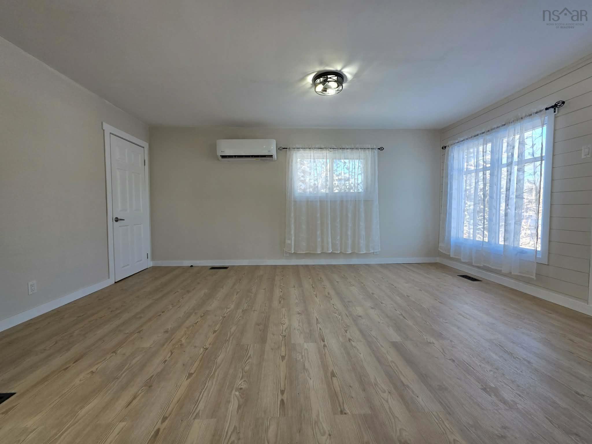 $289,000.00: 156 Greenfield Road, Murray Siding