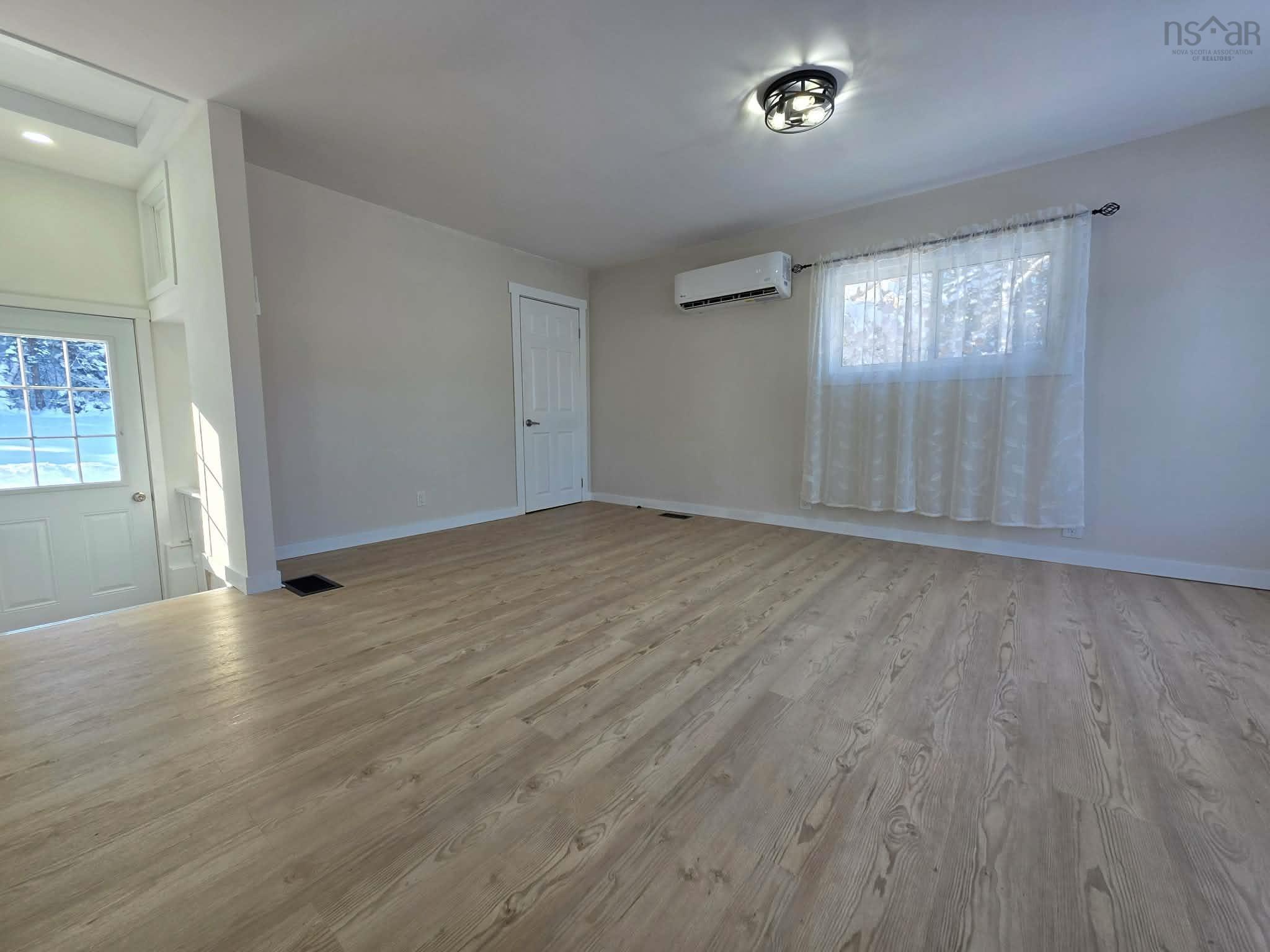 $289,000.00: 156 Greenfield Road, Murray Siding