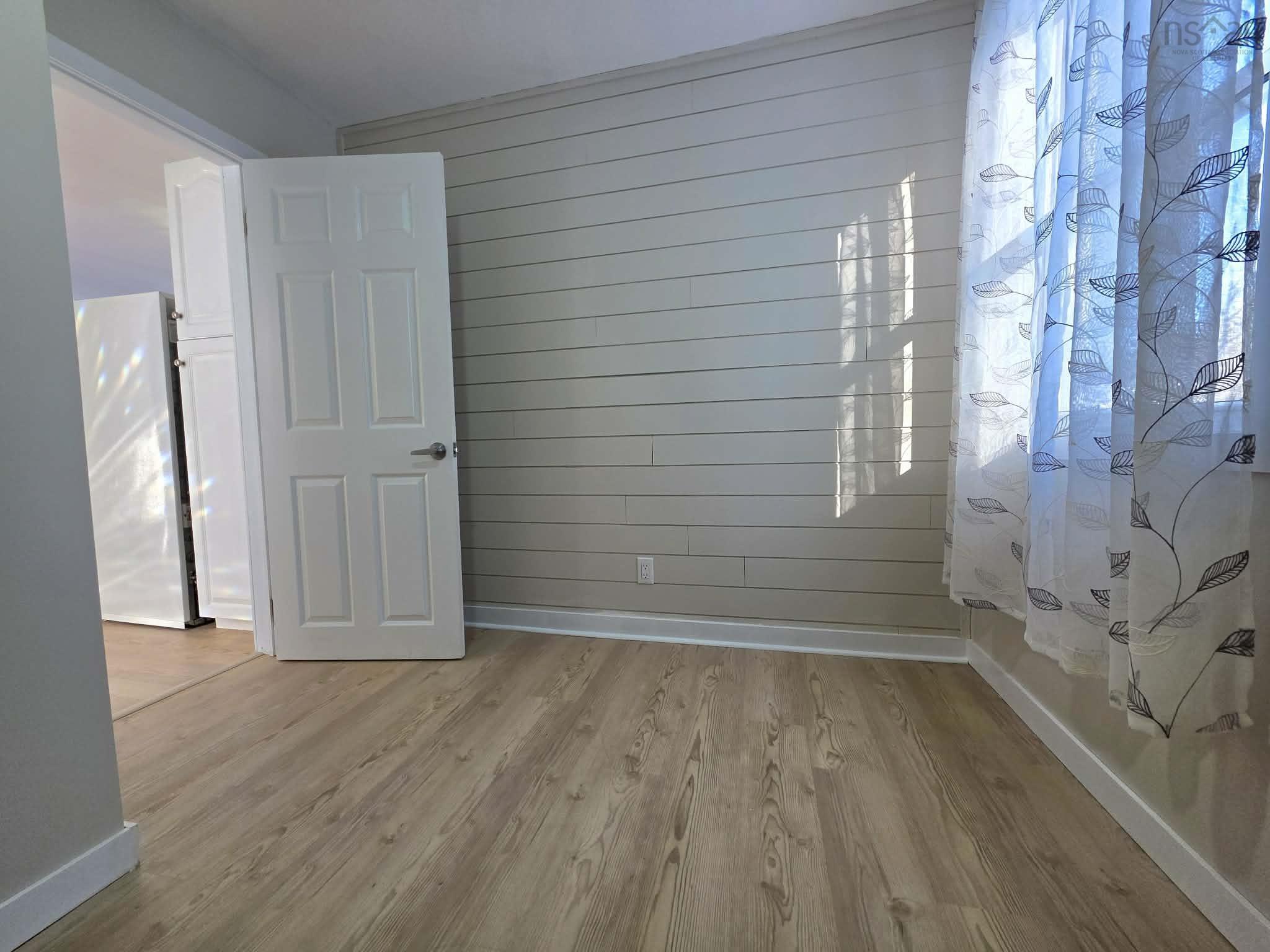 $289,000.00: 156 Greenfield Road, Murray Siding