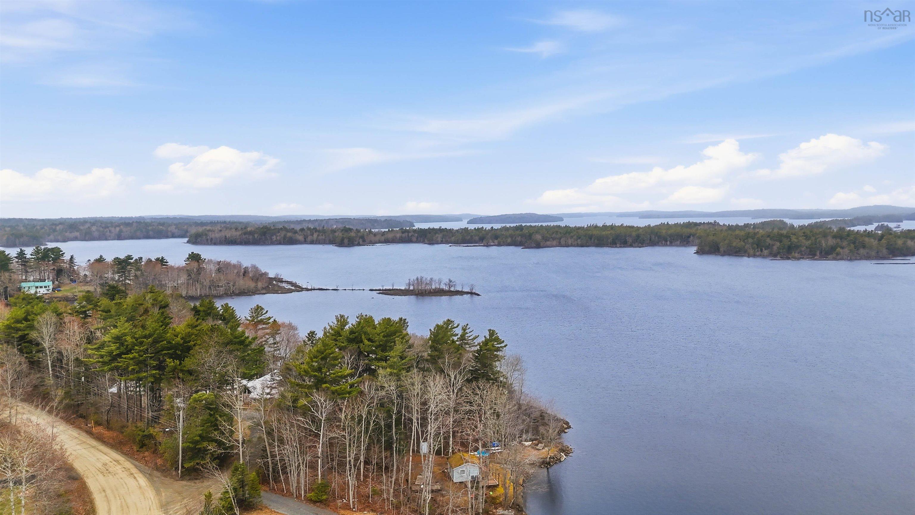 $639,000.00: 672 Molega Lake Road, Molega Lake