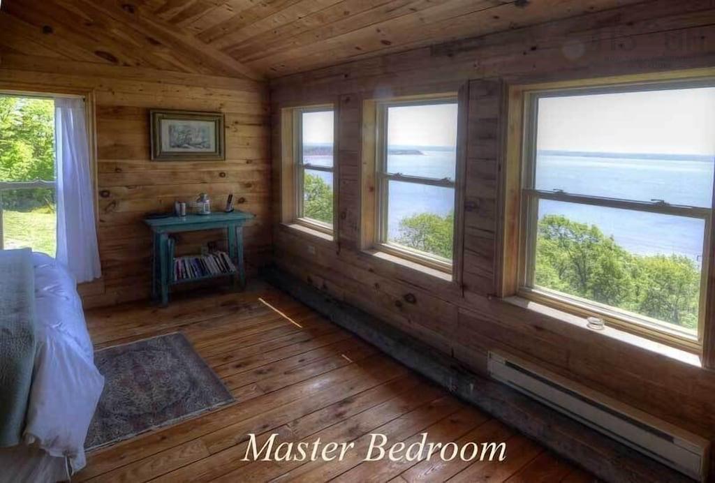 $459,900.00: 9482 Highway 217, Waterford