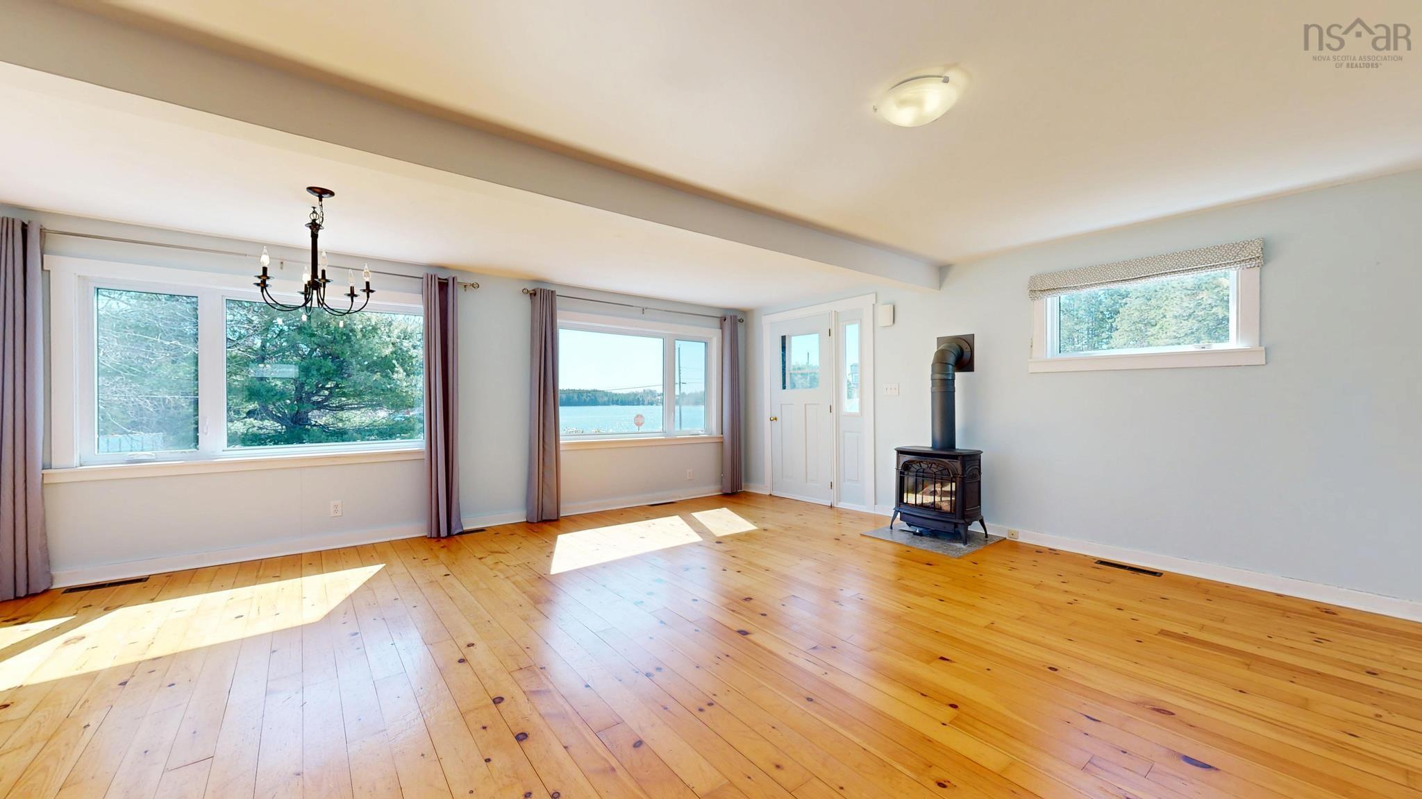 $475,000.00: 632 Oakland Road, Indian Point