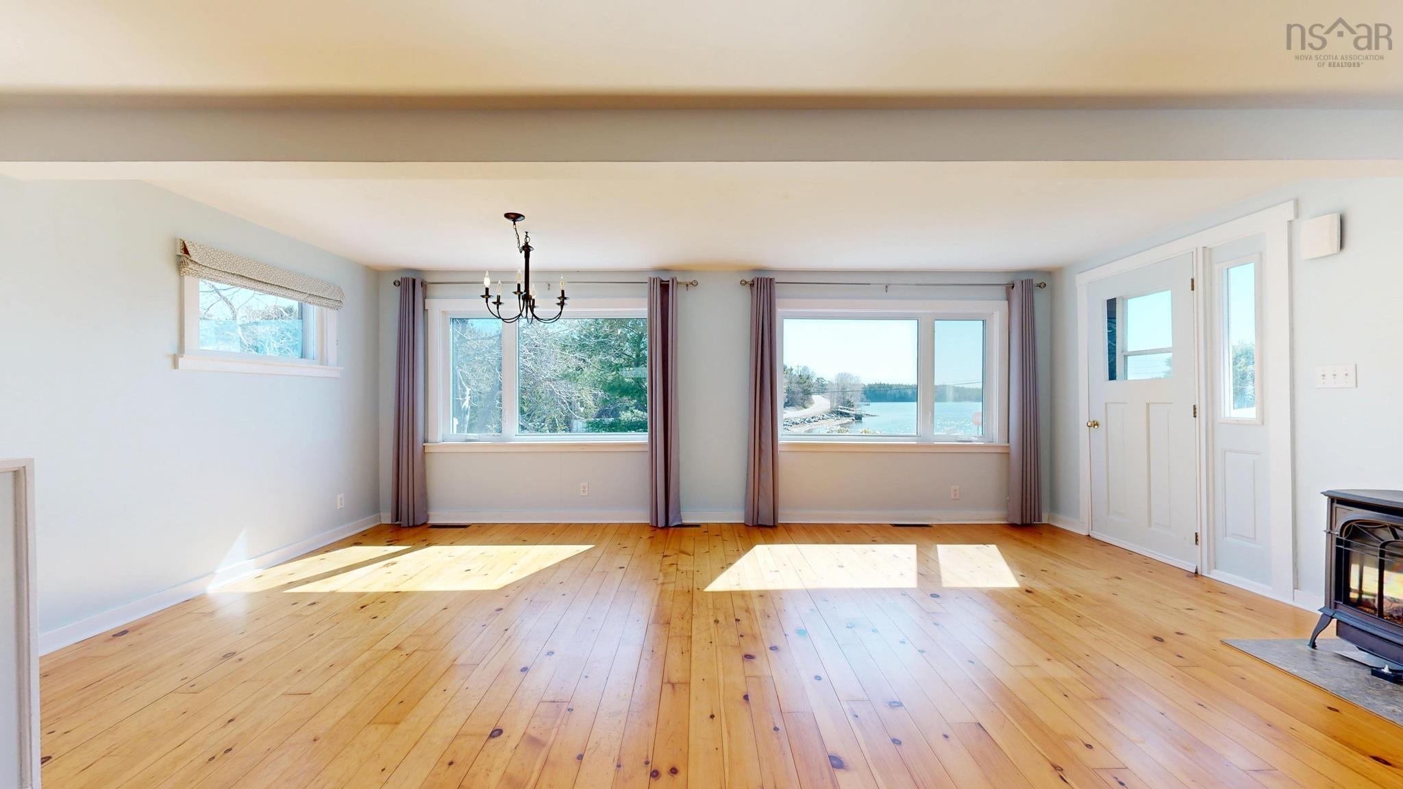 $475,000.00: 632 Oakland Road, Indian Point