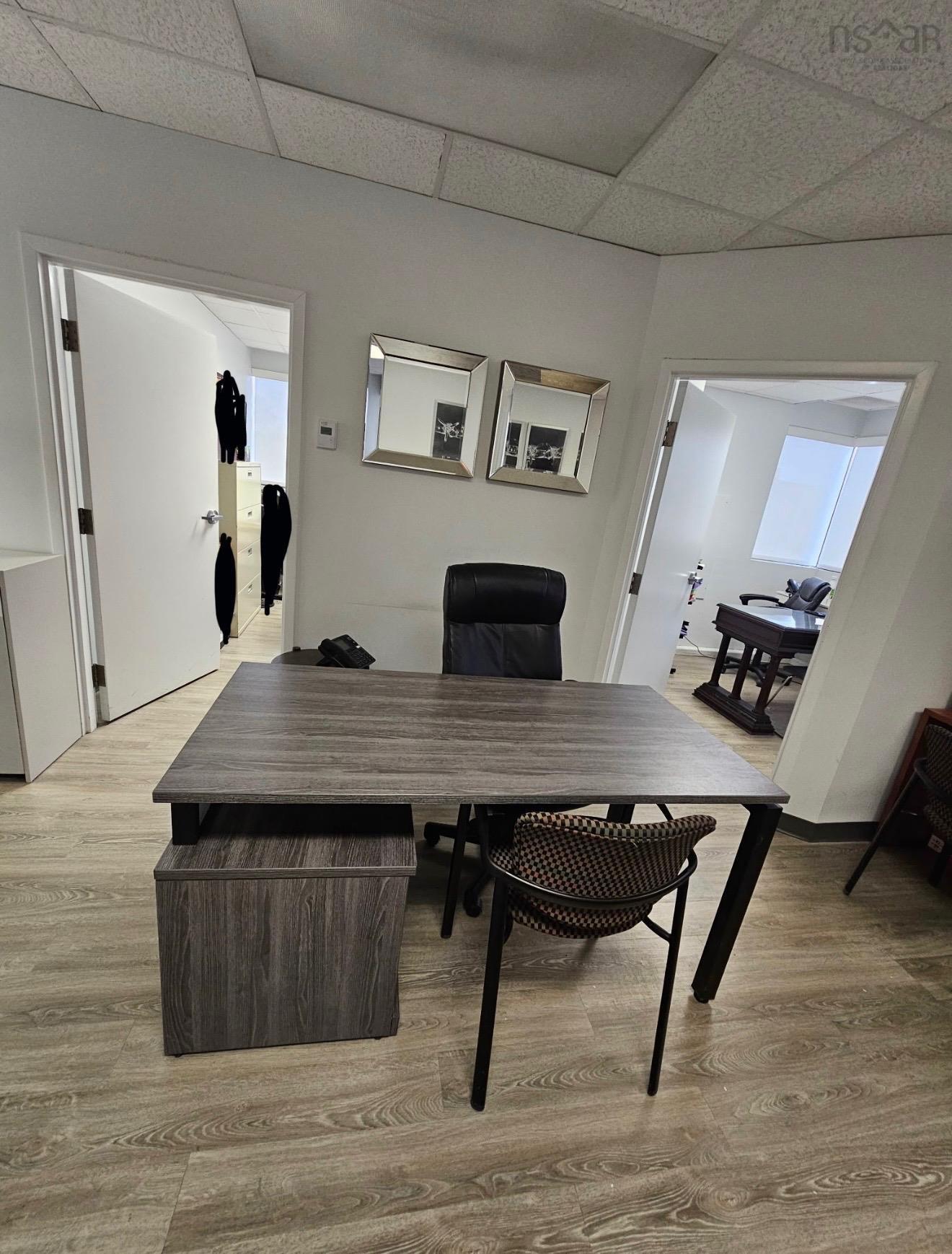 300 5991 Spring Garden Road, Halifax, NS (MLS 202608926)