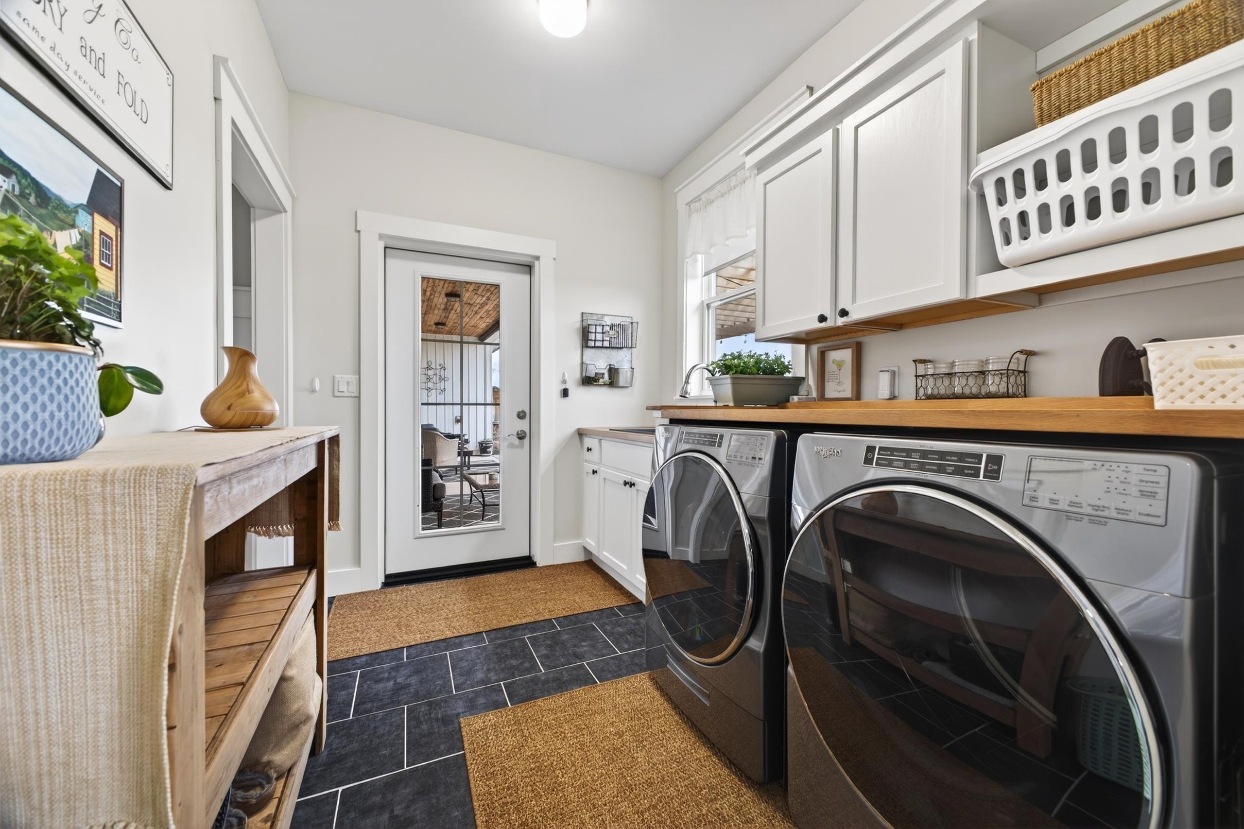 $836,999.00: 200 OLD HALIFAX Road, Pleasant Valley